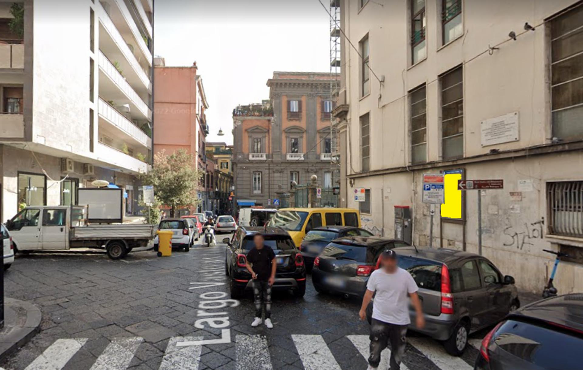 Impianto STENDARDO a Napoli, in zona Barguida