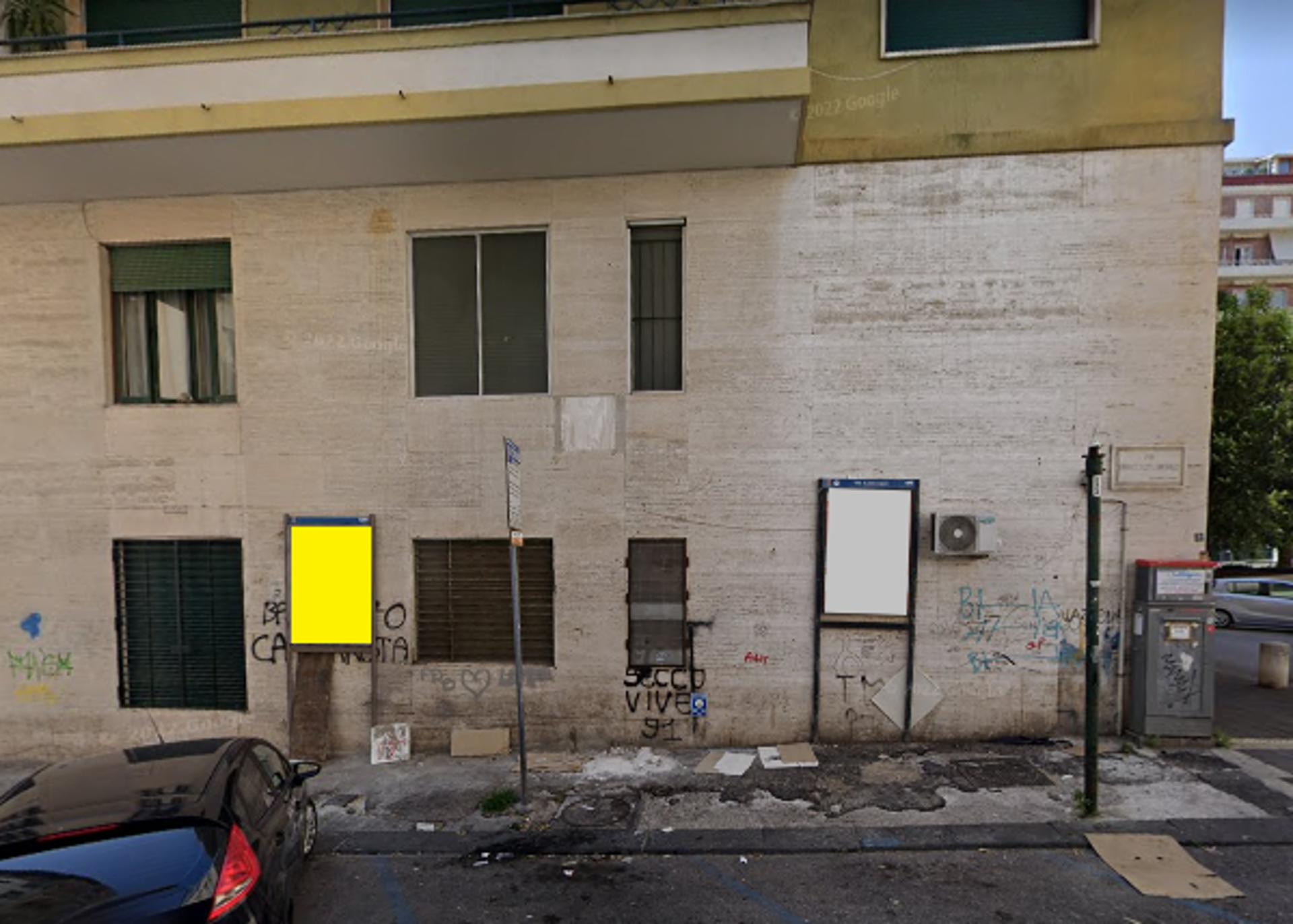 Impianto STENDARDO a Napoli, in zona Frozen Yogurt e Gelati