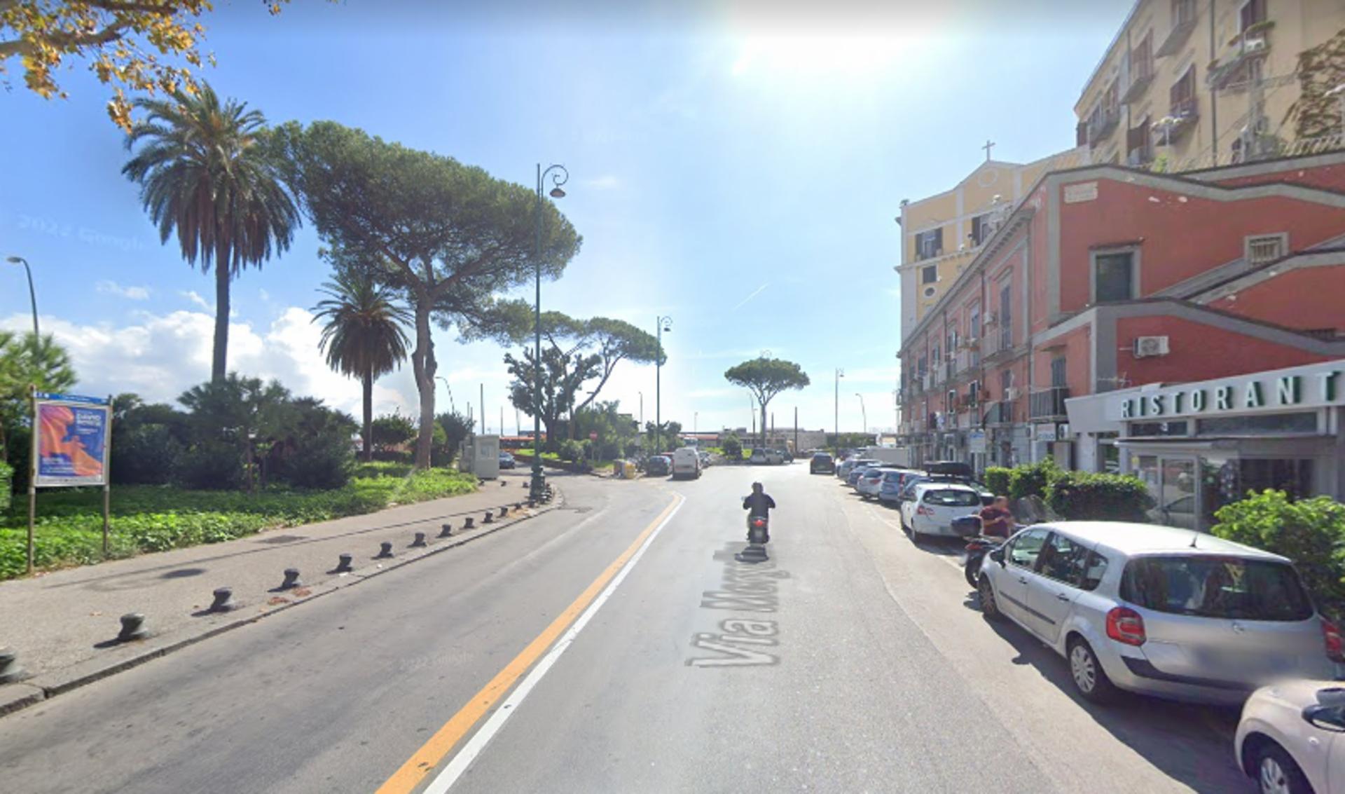 Impianto STENDARDO a Napoli, in zona Ciro a Mergellina