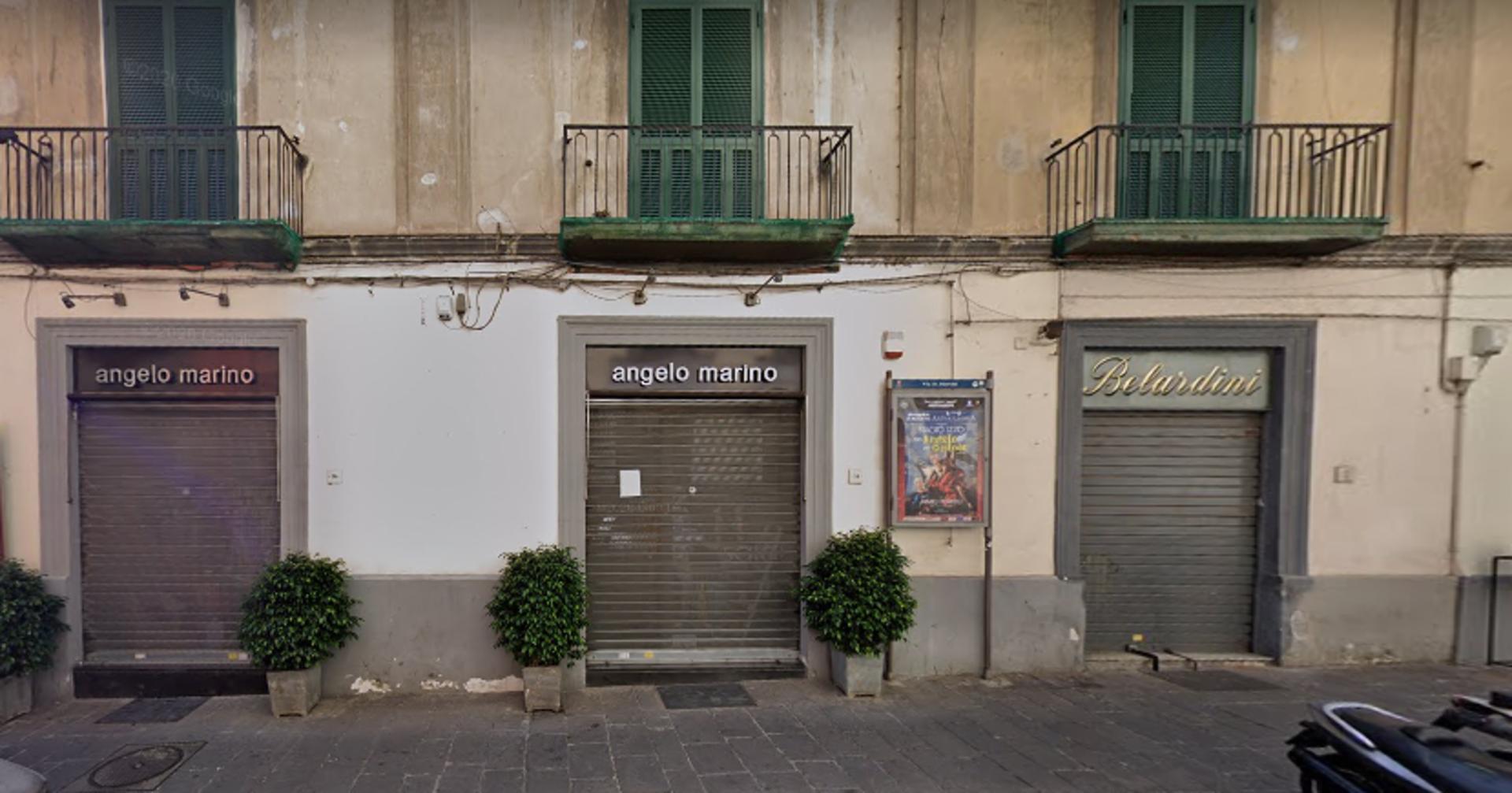 Impianto STENDARDO a Napoli, in zona La Caffettiera