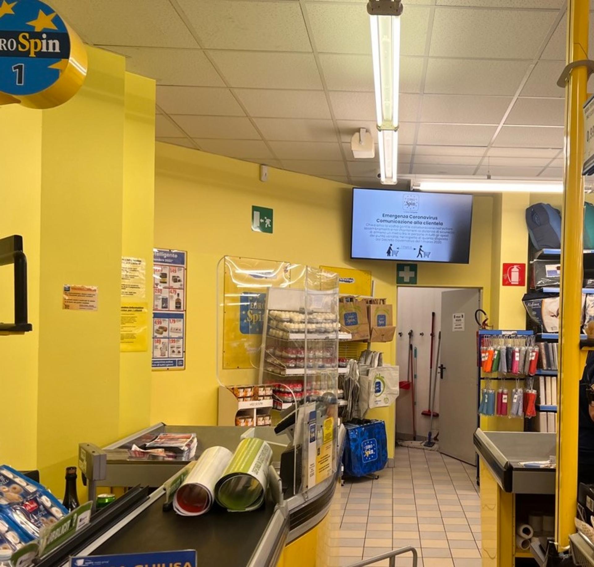 Impianto DISPLAY / LED a Lasa, in zona EuroSpin
