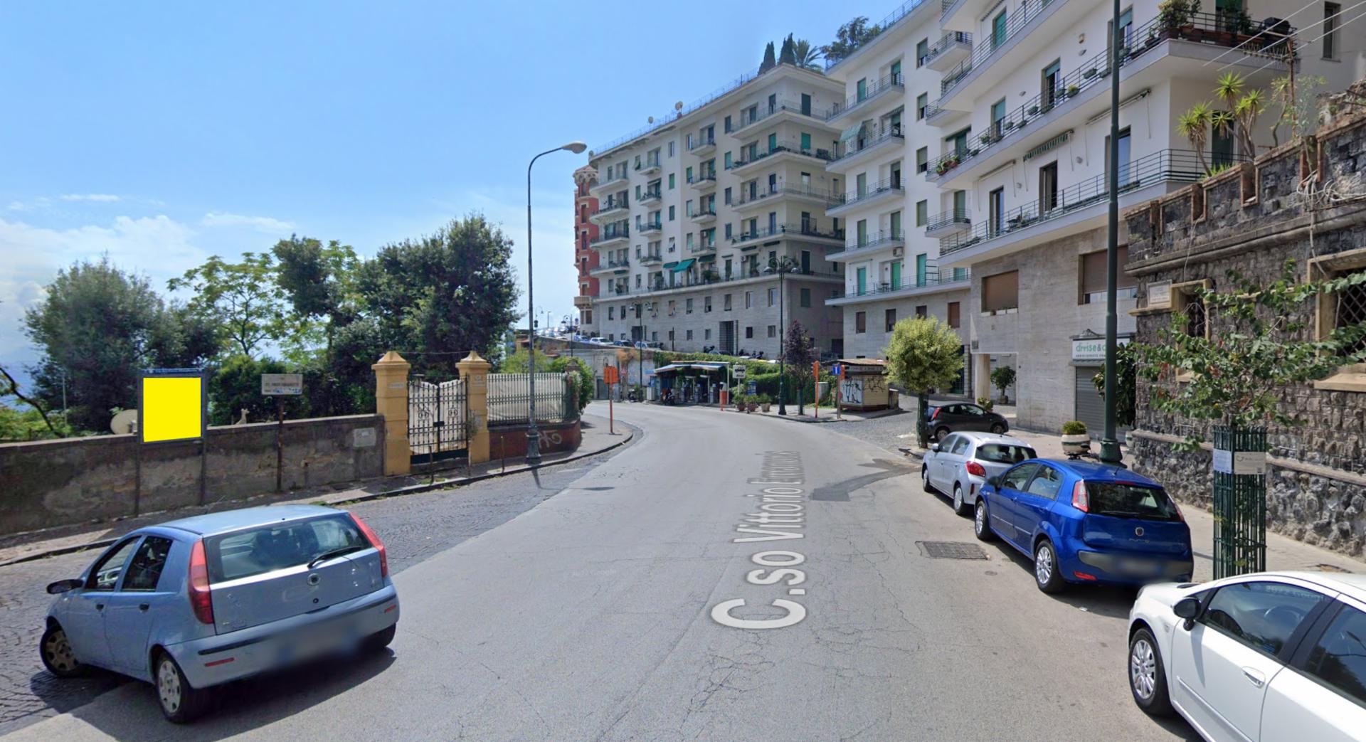 Impianto STENDARDO a Napoli, in zona Cafè Amadeus