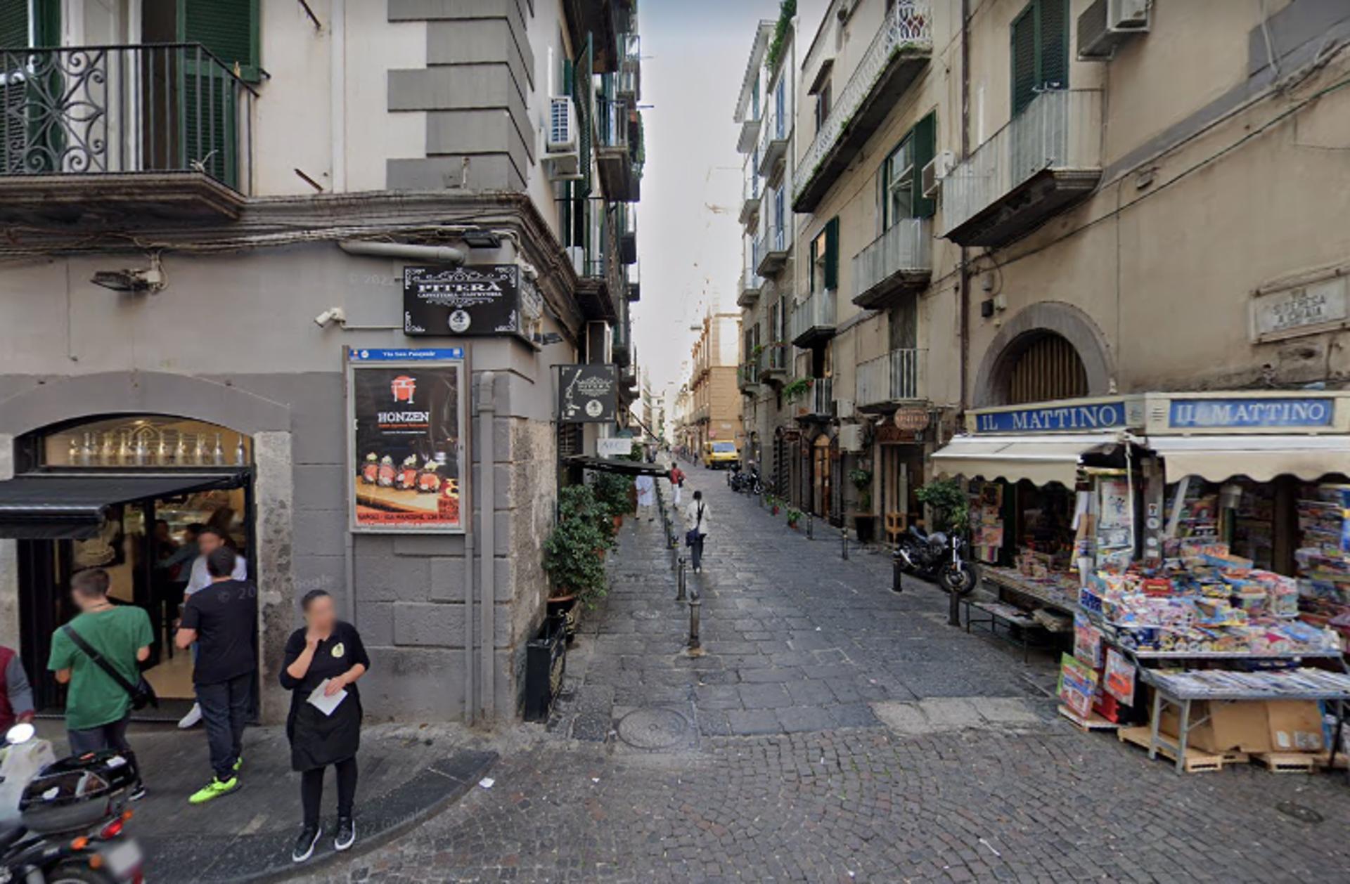 Impianto STENDARDO a Napoli, in zona Dominga
