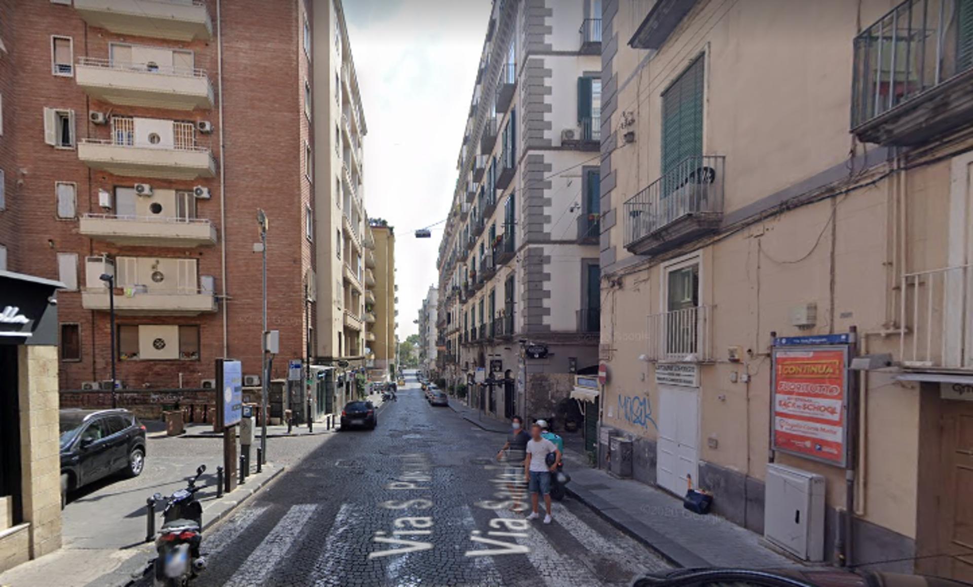 Impianto STENDARDO a Napoli, in zona Dominga