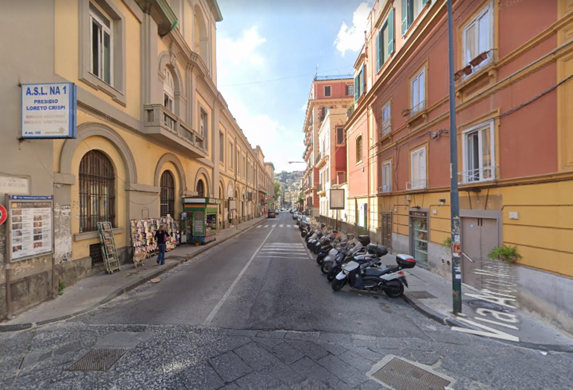 Impianto STENDARDO a Napoli, in zona Trattoria verace
