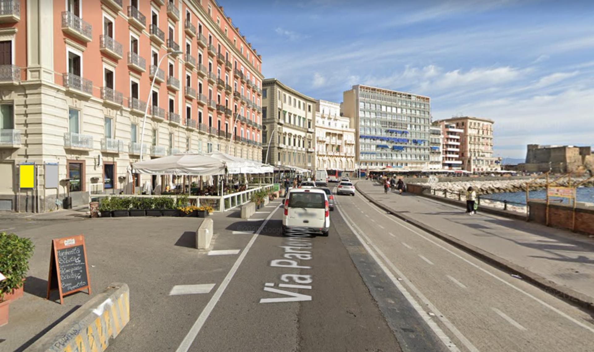 Impianto STENDARDO a Napoli, in zona Ammare