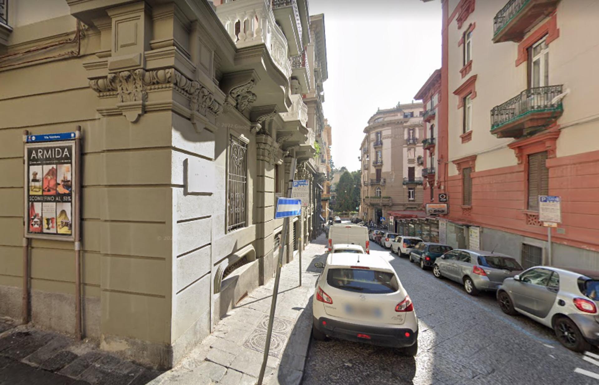 Impianto STENDARDO a Napoli, in zona Etcetera Etc