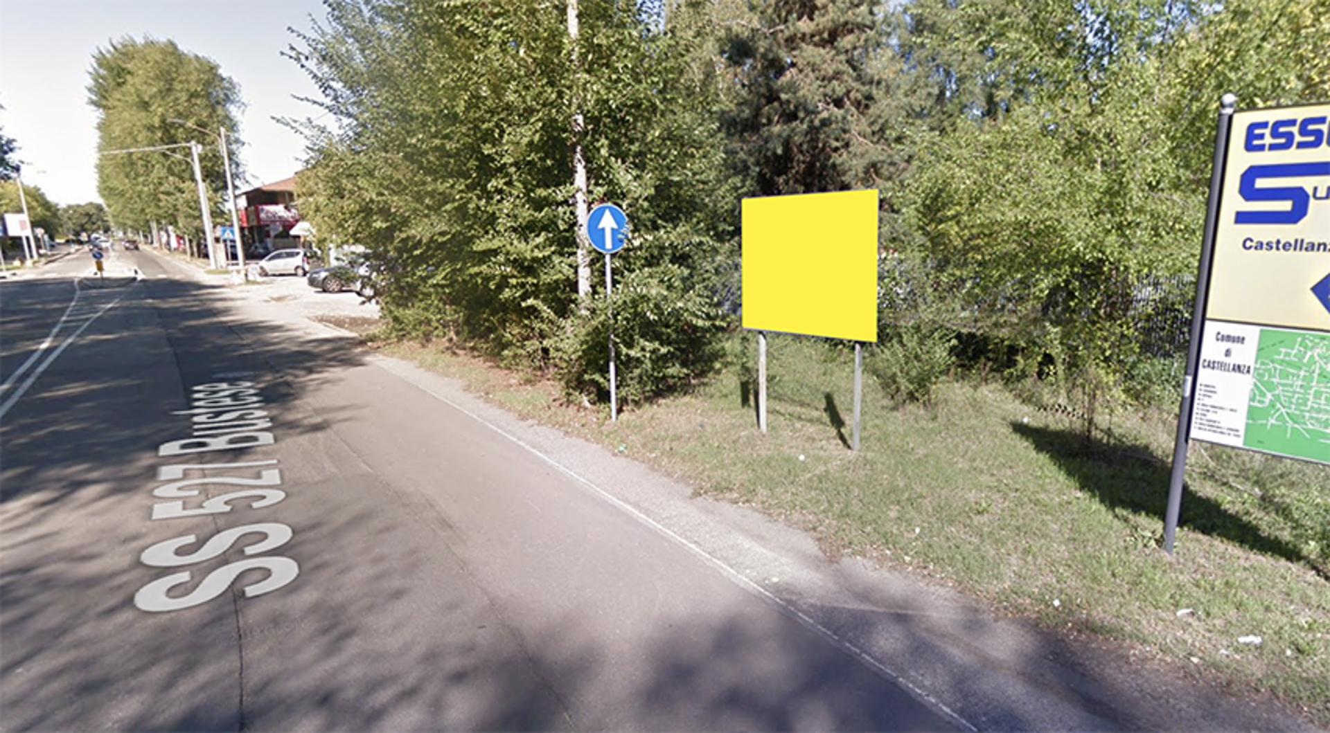Impianto CARTELLONISTICA a Castellanza, in zona Godo