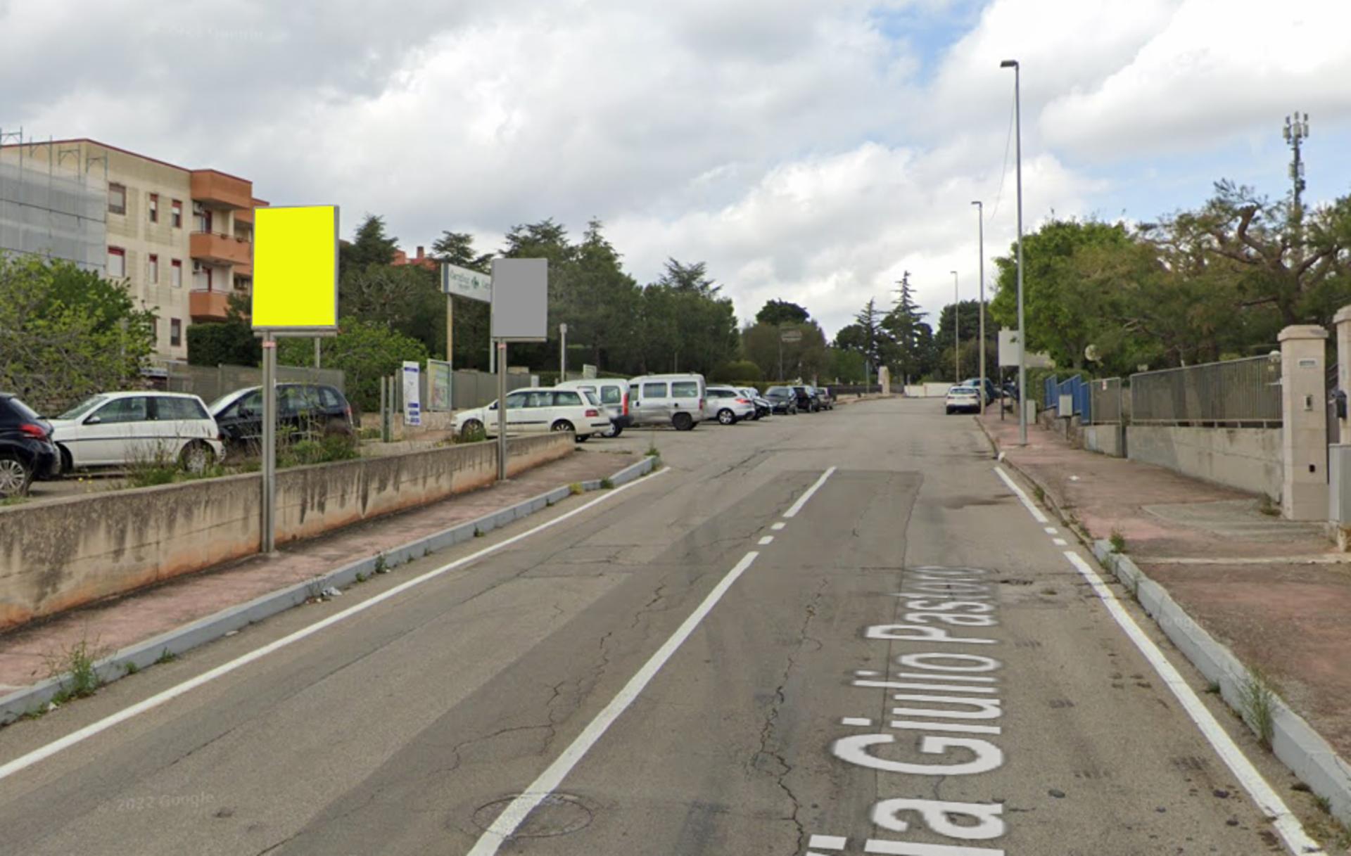 Impianto CARTELLONISTICA a Noci, in zona I.I.S.S. 