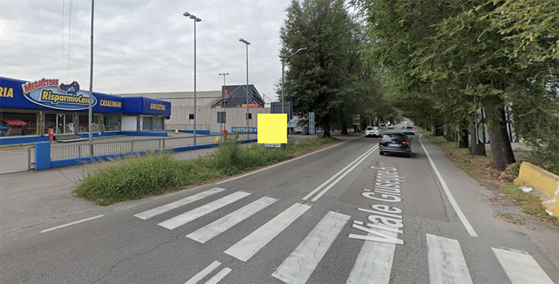 Impianto CARTELLONISTICA a Castellanza, in zona McDonald's