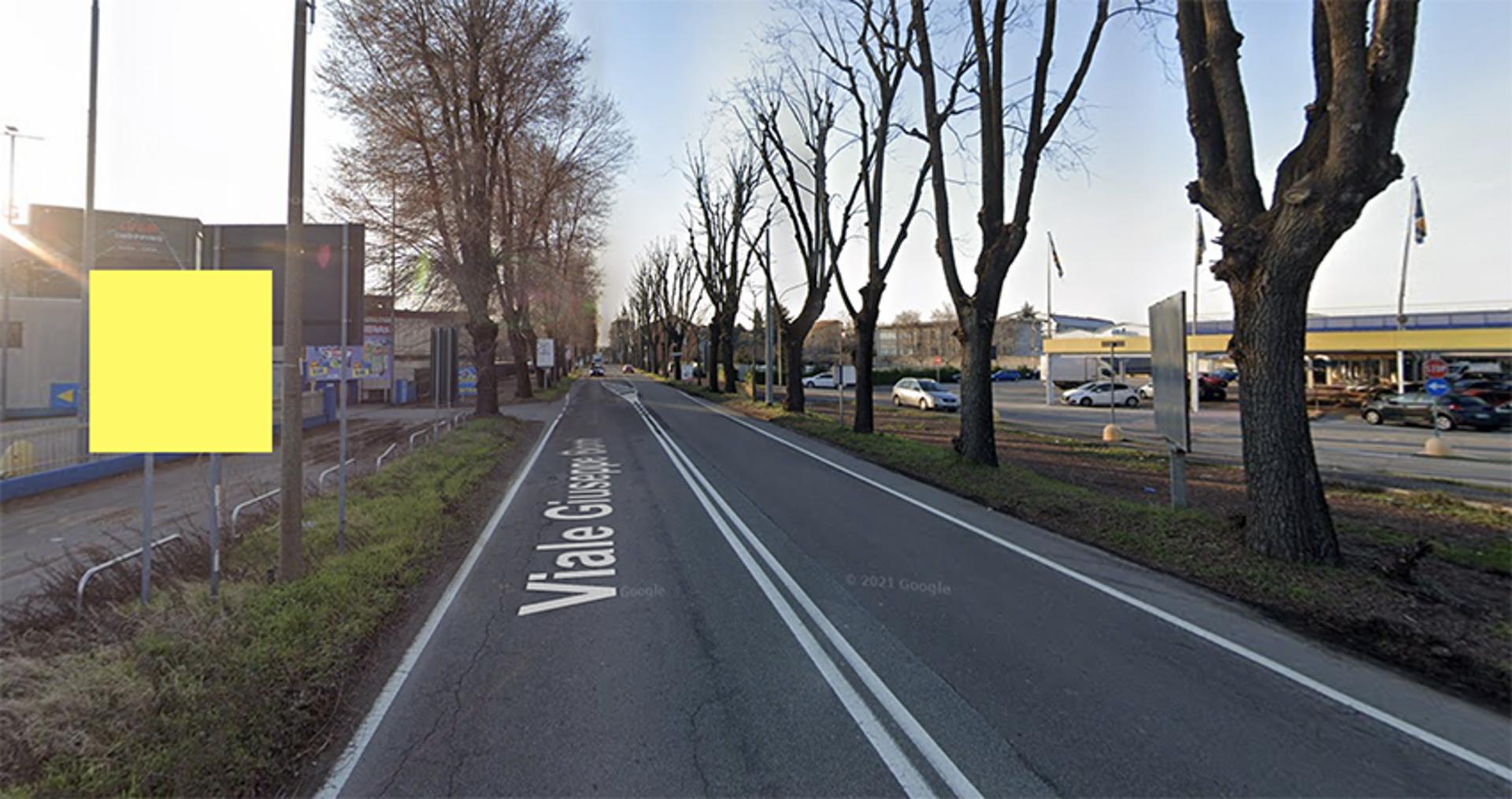 Impianto CARTELLONISTICA a Castellanza, in zona McDonald's
