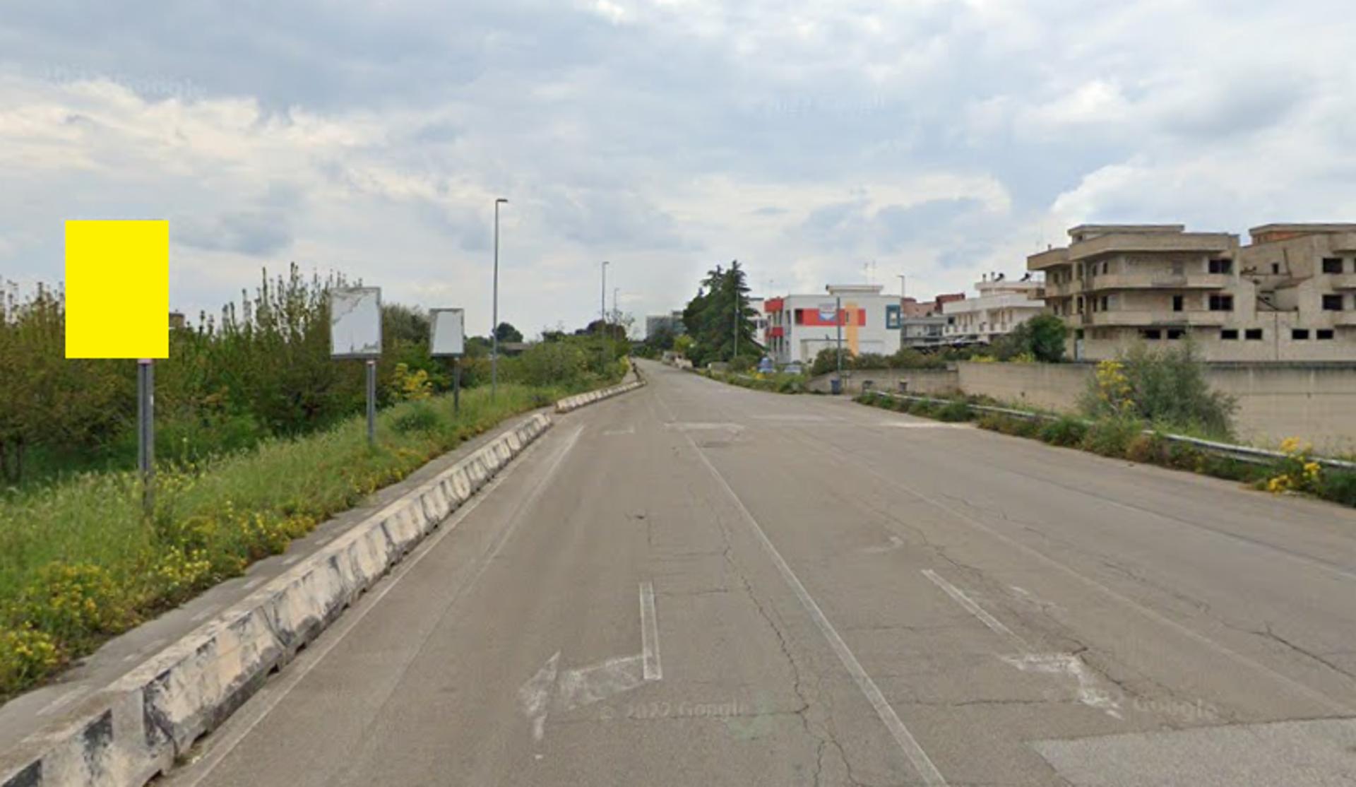 Impianto CARTELLONISTICA a Noci, in zona AGIP
