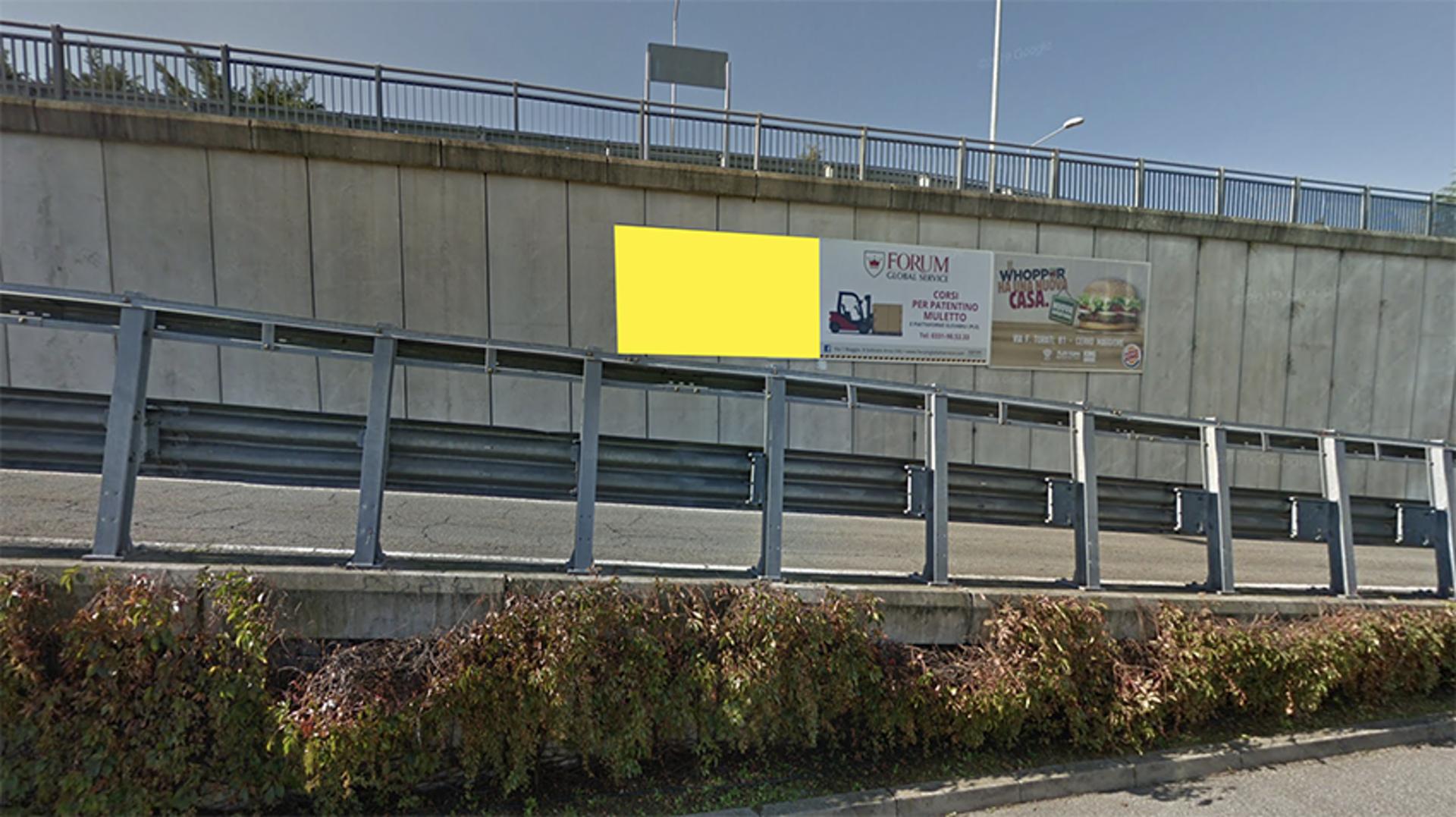 Impianto CARTELLONISTICA a Cerro Maggiore, in zona Bowling Space - Cerro Maggiore