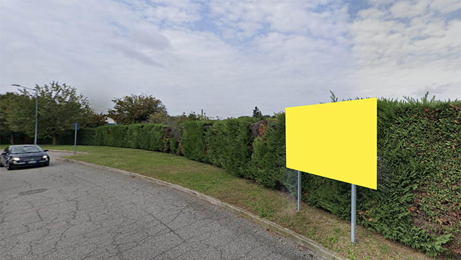 Impianto CARTELLONISTICA a Cerro Maggiore, in zona Bowling Space - Cerro Maggiore
