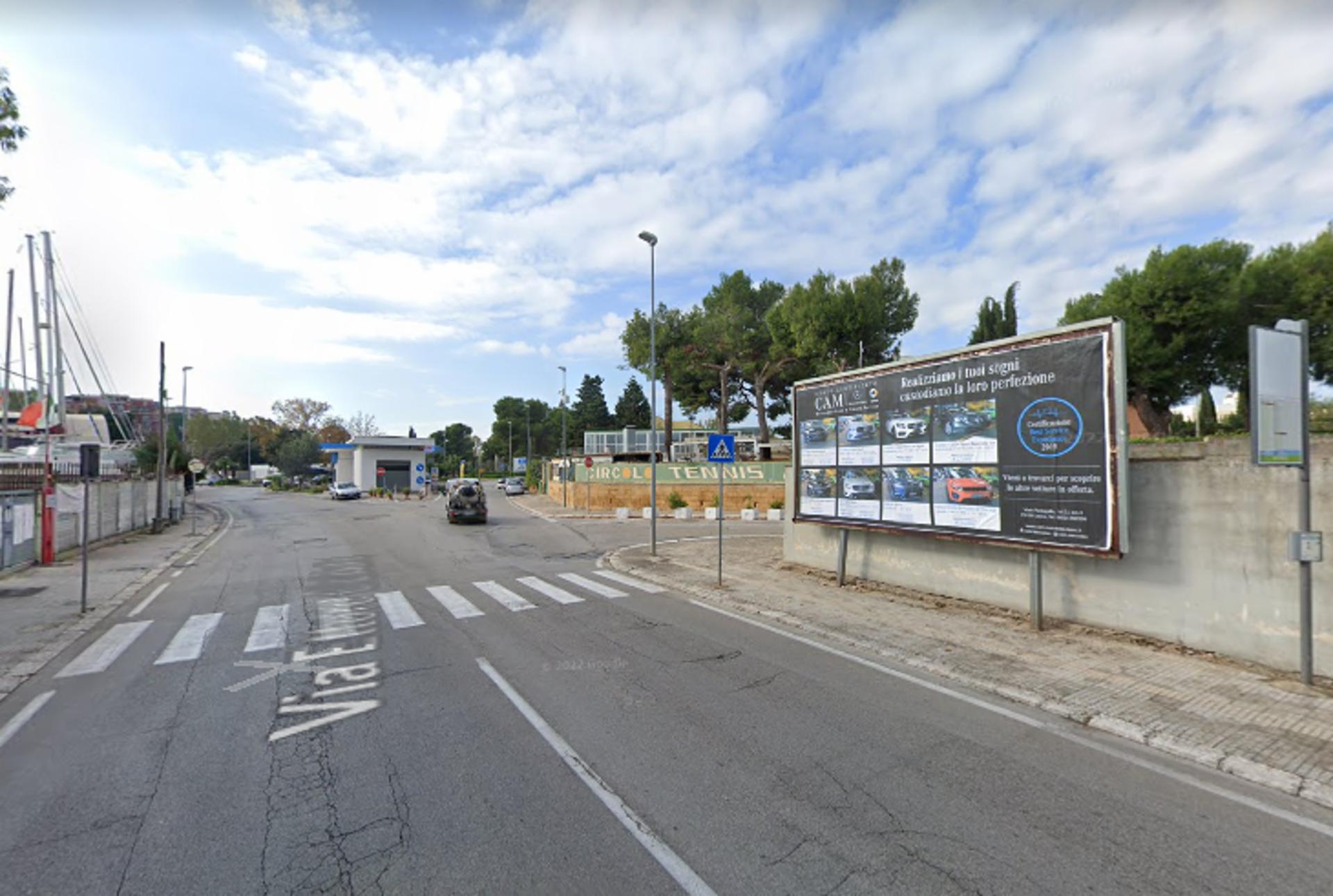 Impianto a VIA CICIRIELLO ACCANTO CIRCOLO TENNIS 1 DA SX  Brindisi