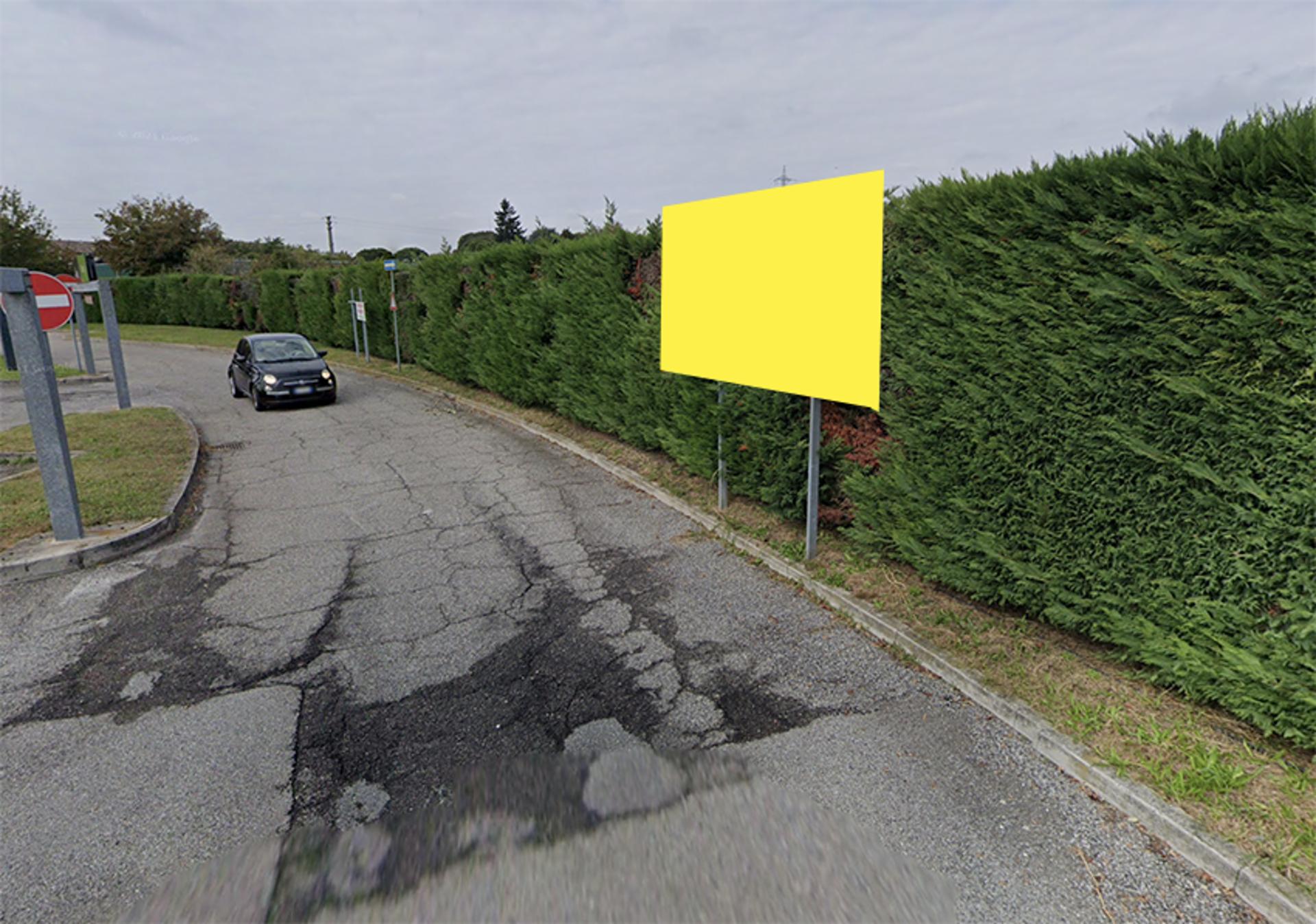 Impianto CARTELLONISTICA a Cerro Maggiore, in zona Bowling Space - Cerro Maggiore