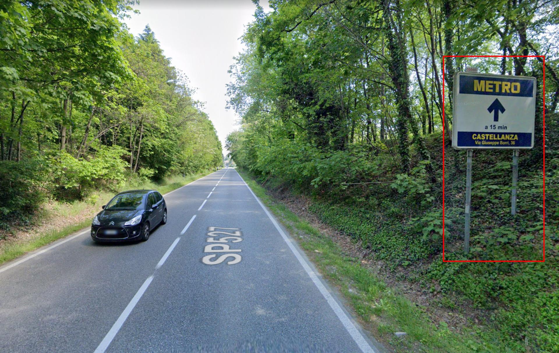 Impianto CARTELLONISTICA a Lonate Pozzolo, in zona Cappella di Sant'Anna
