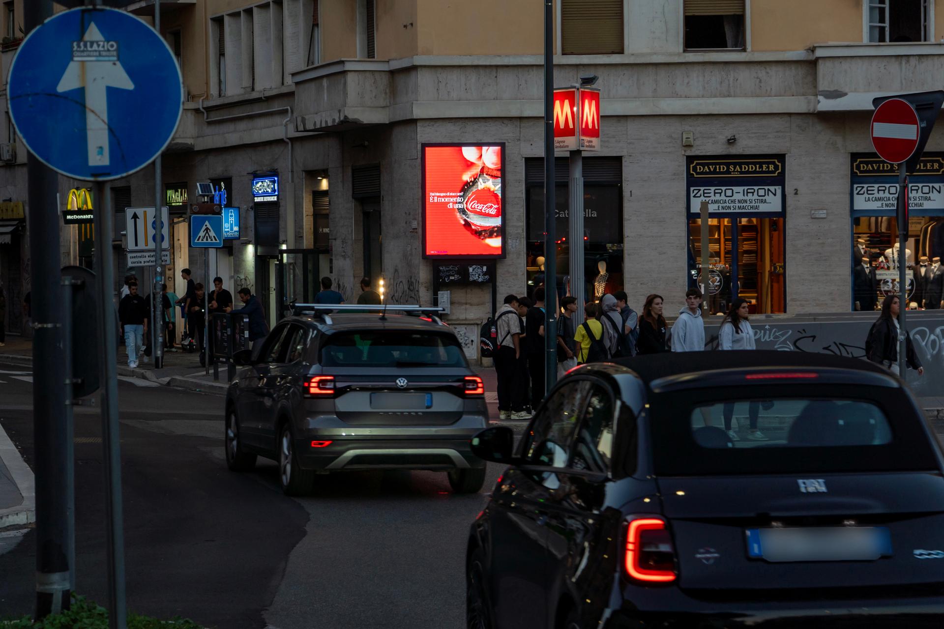 Impianto a PIAZZA ANNIBALIANO - ang. Viale Eritrea  Roma