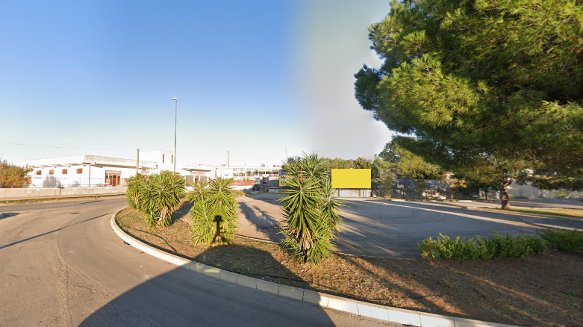 Impianto a VIA LECCE 2° DA DX  Maglie