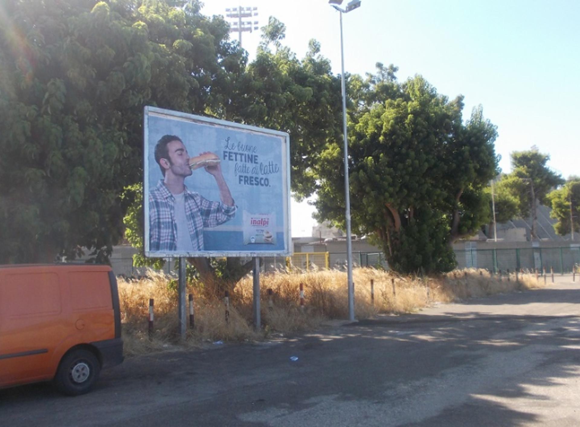 Impianto POSTER a Lecce, in zona Stadio Ettore Giardiniero - Via del Mare