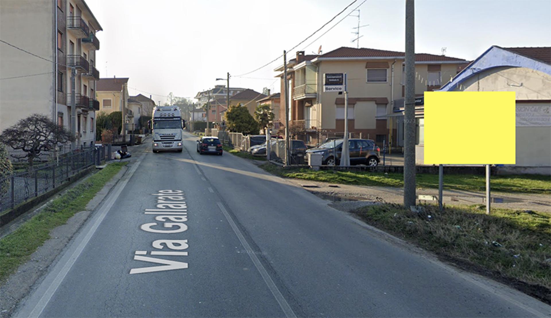 Impianto CARTELLONISTICA a Oleggio, in zona Centro Calzaturiero