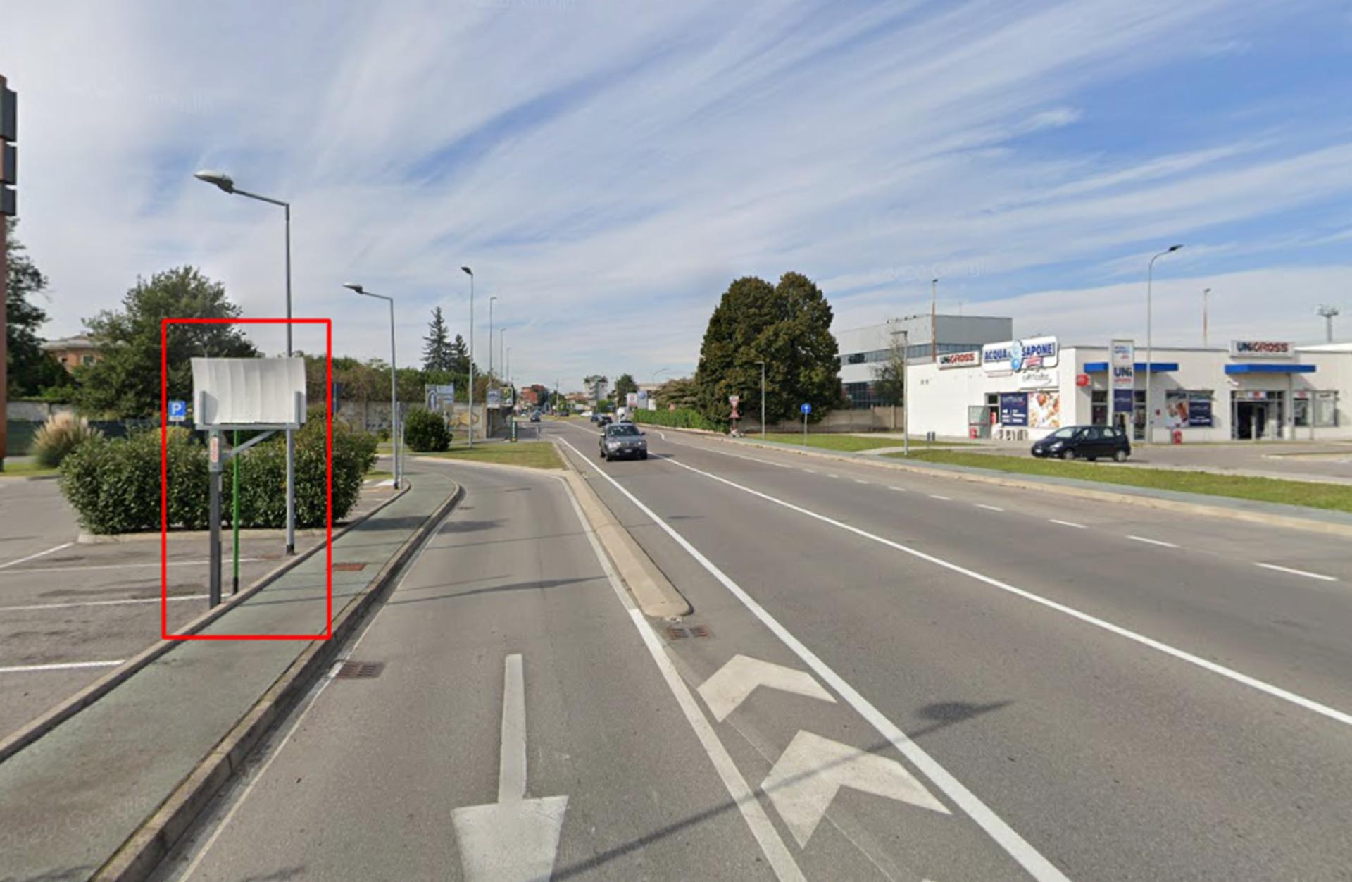 Impianto CARTELLONISTICA a San Vittore Olona, in zona McDonald's