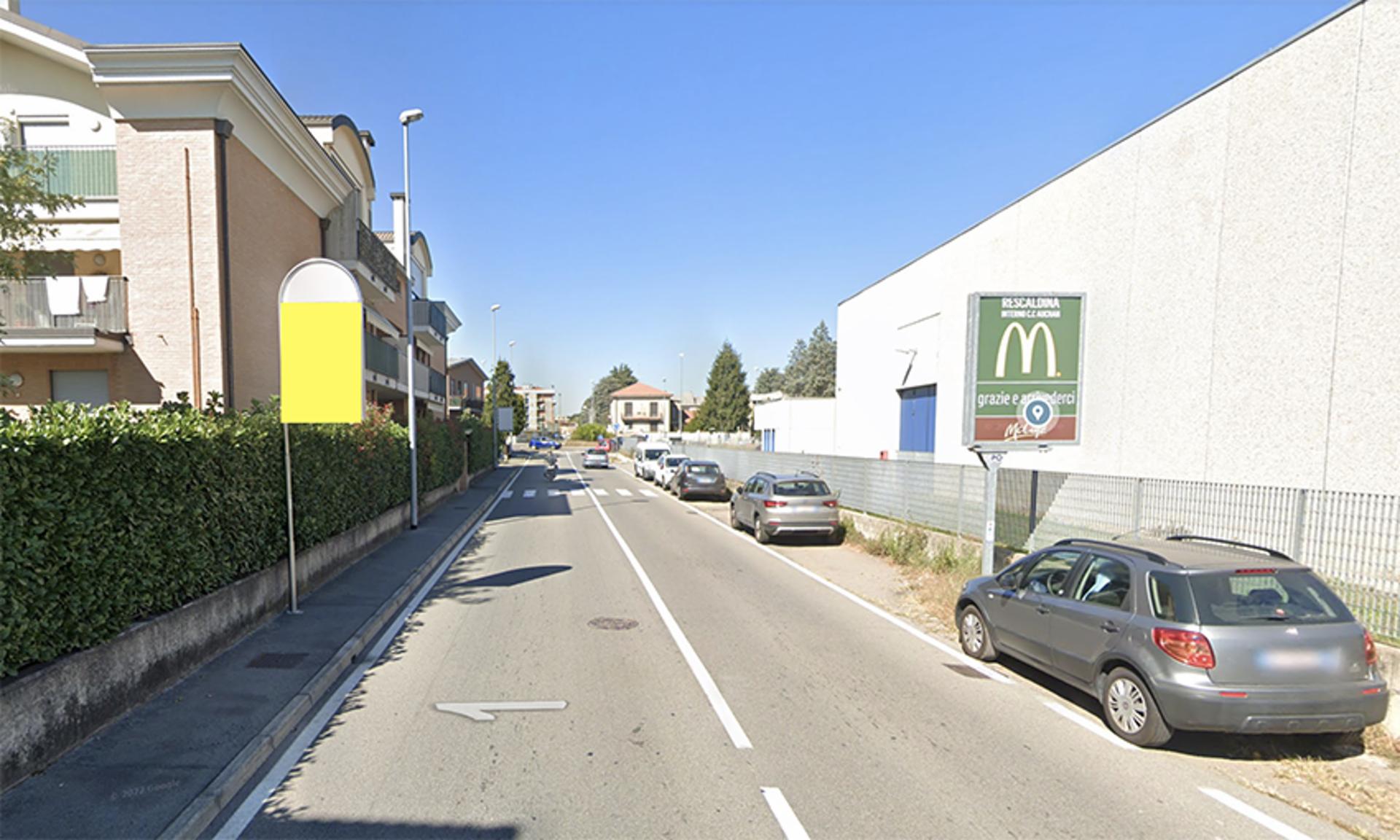 Impianto CARTELLONISTICA a Rescaldina, in zona La Maison du Monde