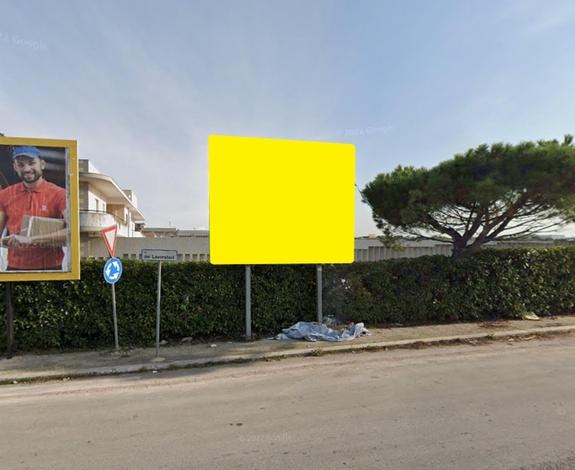 Impianto POSTER a Molfetta, in zona EuroSpin