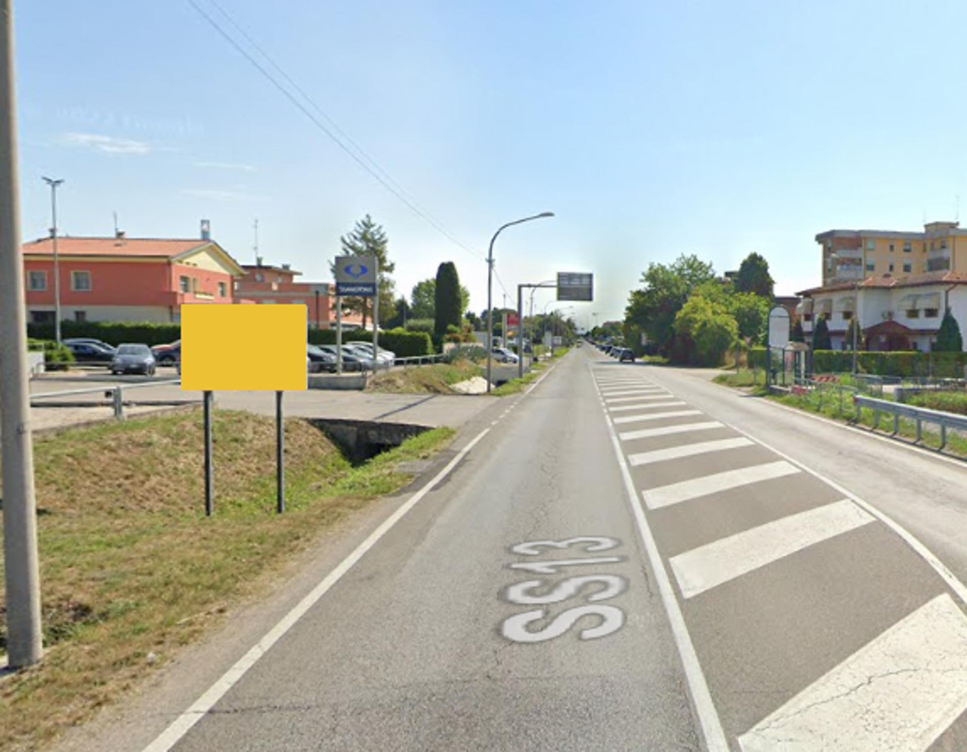 Impianto CARTELLONISTICA a Pordenone, in zona Burger King