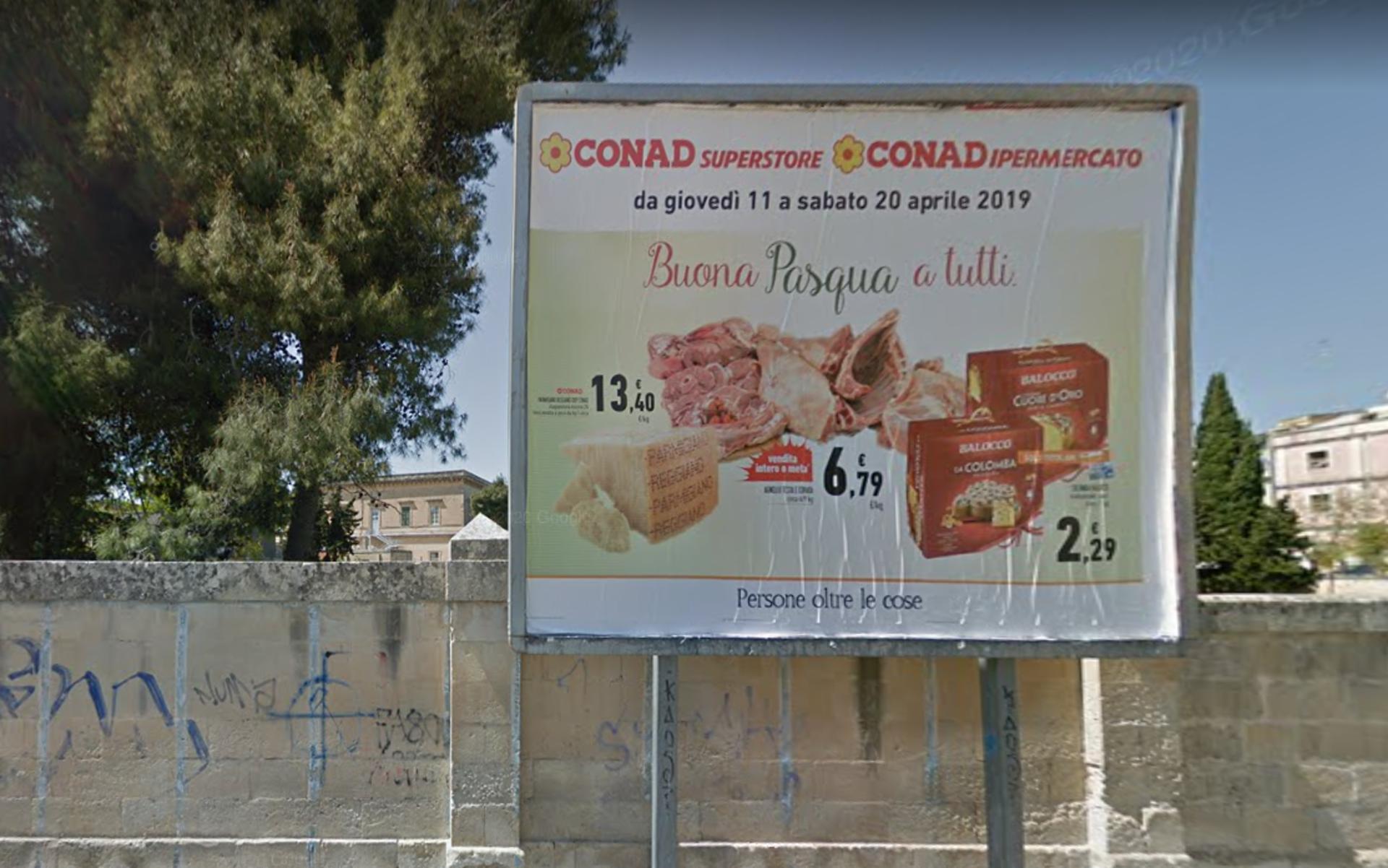Impianto POSTER a Lecce, in zona Clinica della pelle
