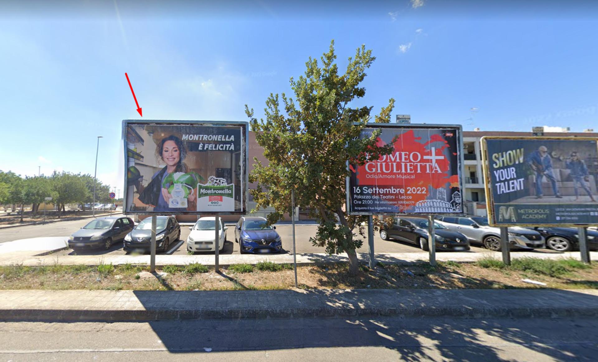 Impianto POSTER a Lecce, in zona Bar Molokai