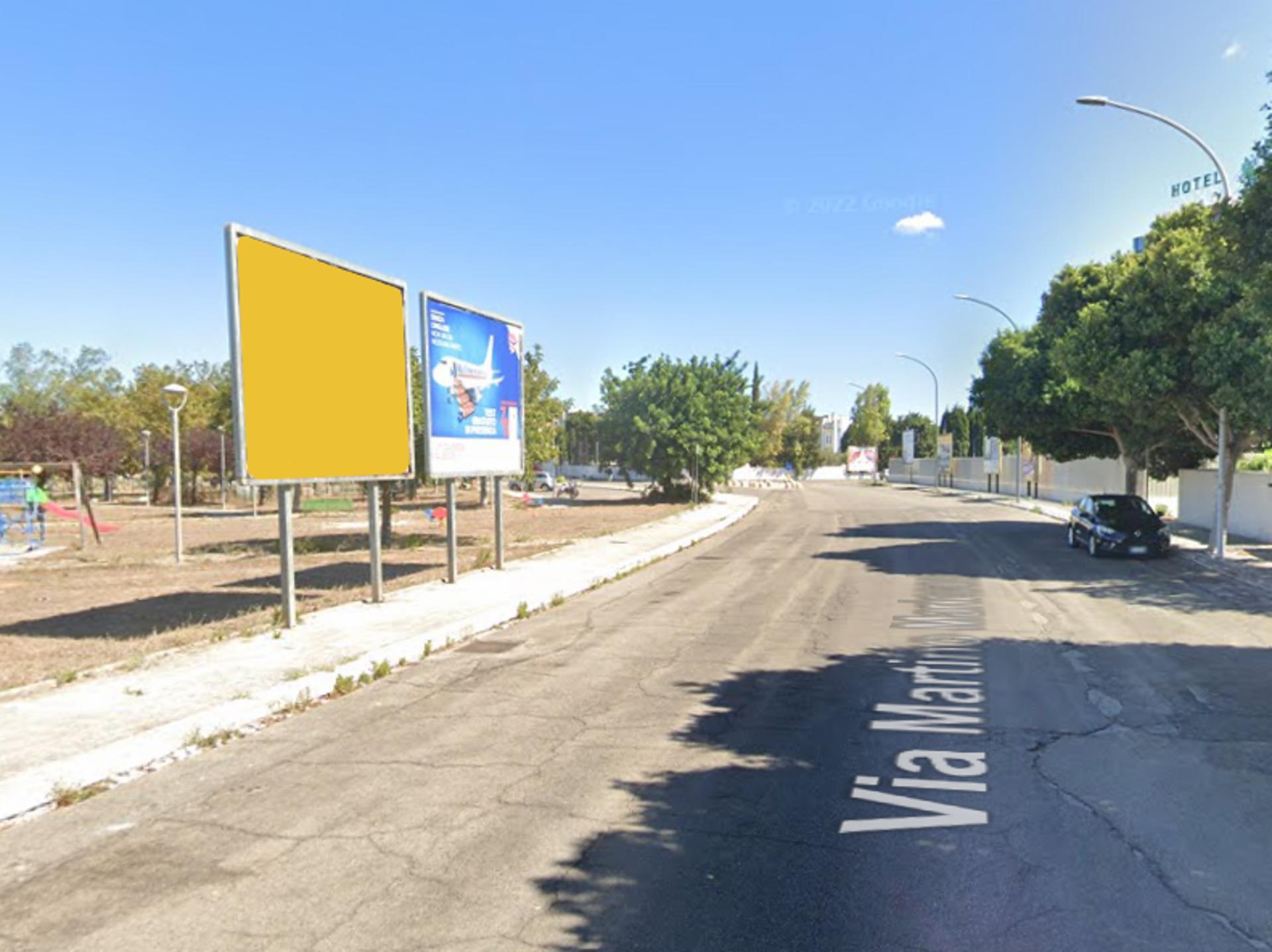 Impianto POSTER a Lecce, in zona Burger King