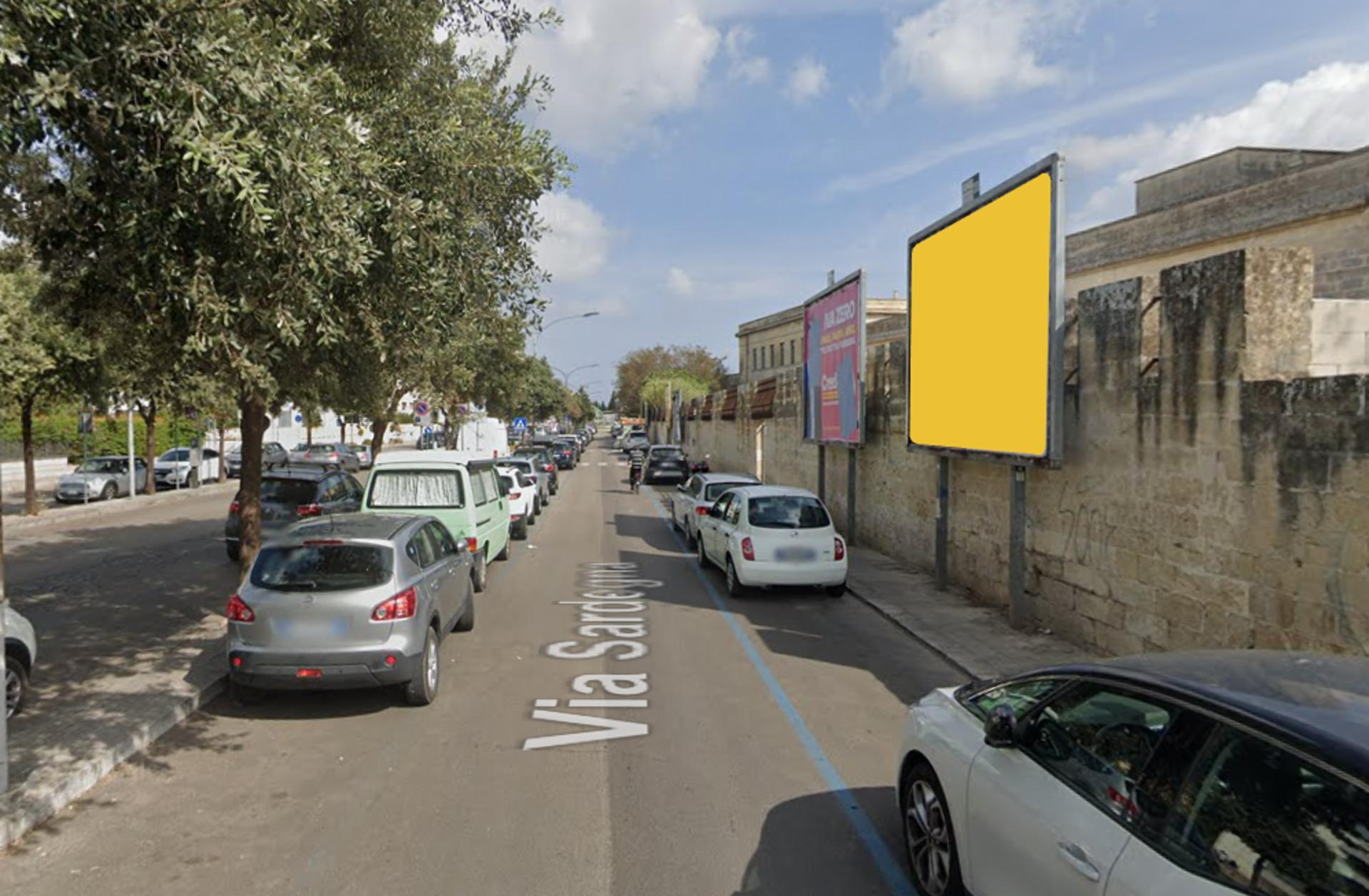 Impianto POSTER a Lecce, in zona EuroSpin