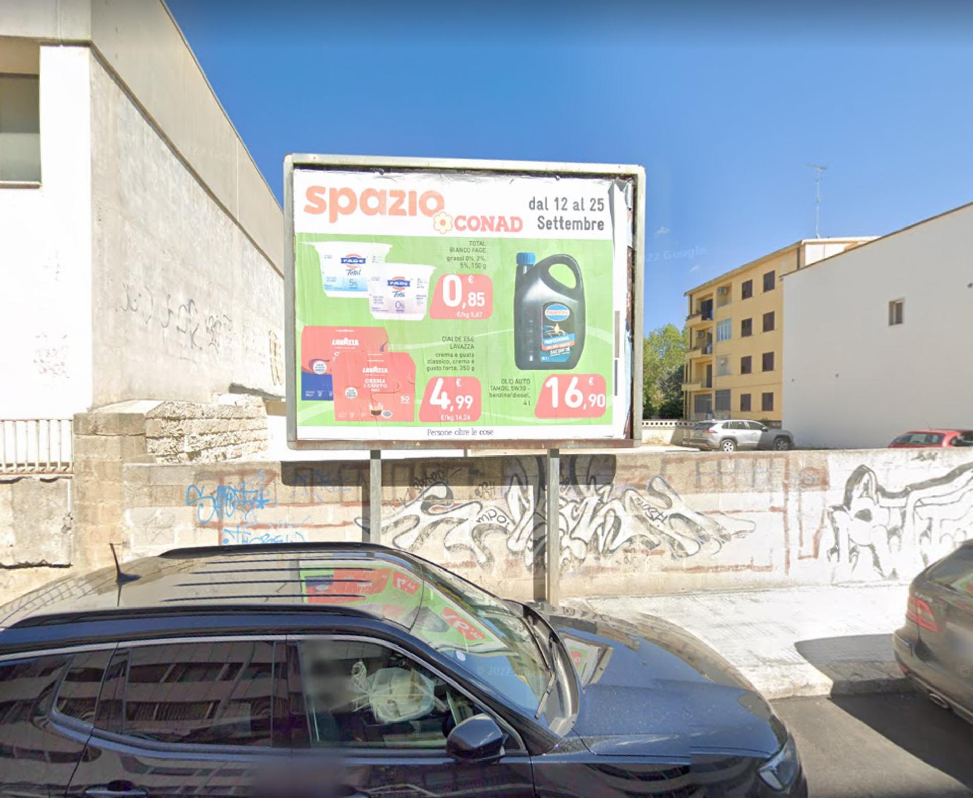 Impianto POSTER a Lecce, in zona Crai