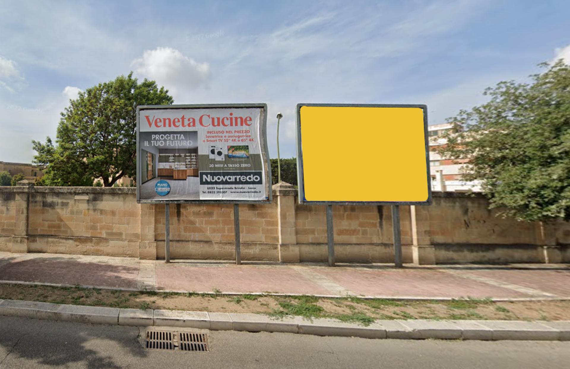 Impianto POSTER a Lecce, in zona EuroSpin