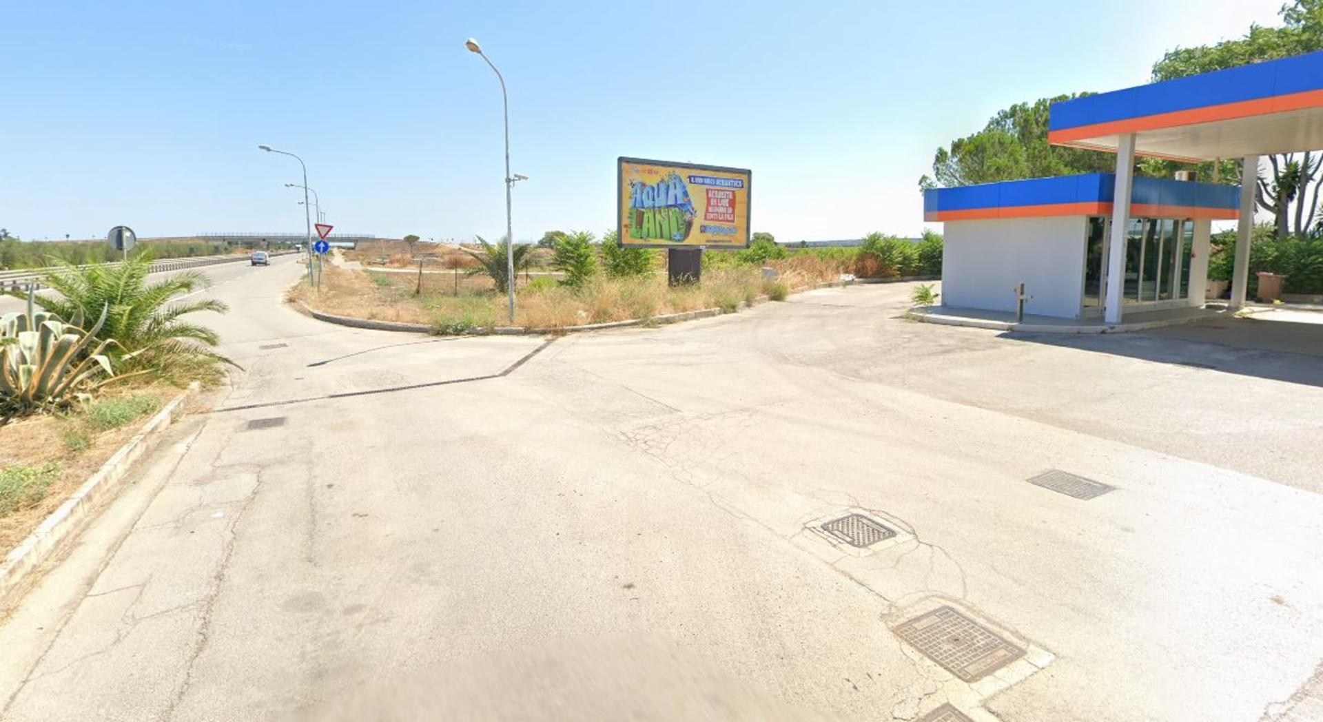 Impianto 6 X 3 a Trinitapoli, in zona IP