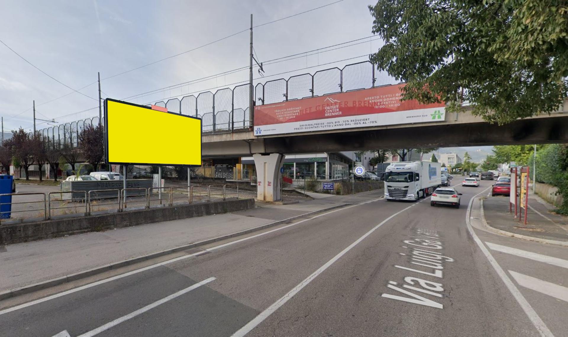 Impianto 6 X 3 a Bolzano, in zona Lidl