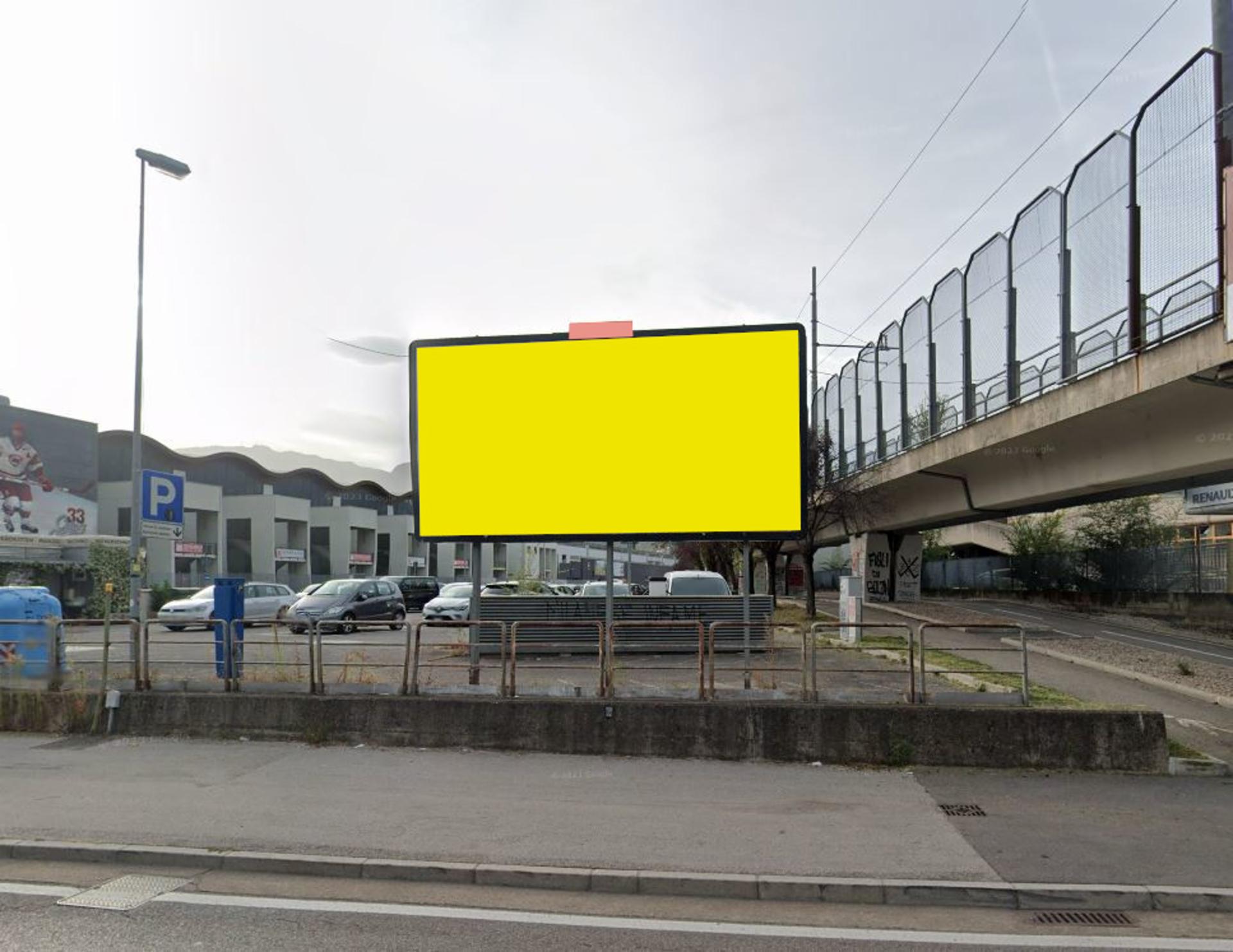 Impianto 6 X 3 a Bolzano, in zona Lidl