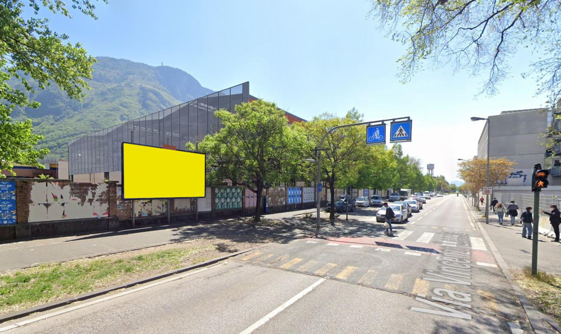 Impianto 6 X 3 a Bolzano, in zona Eurospar