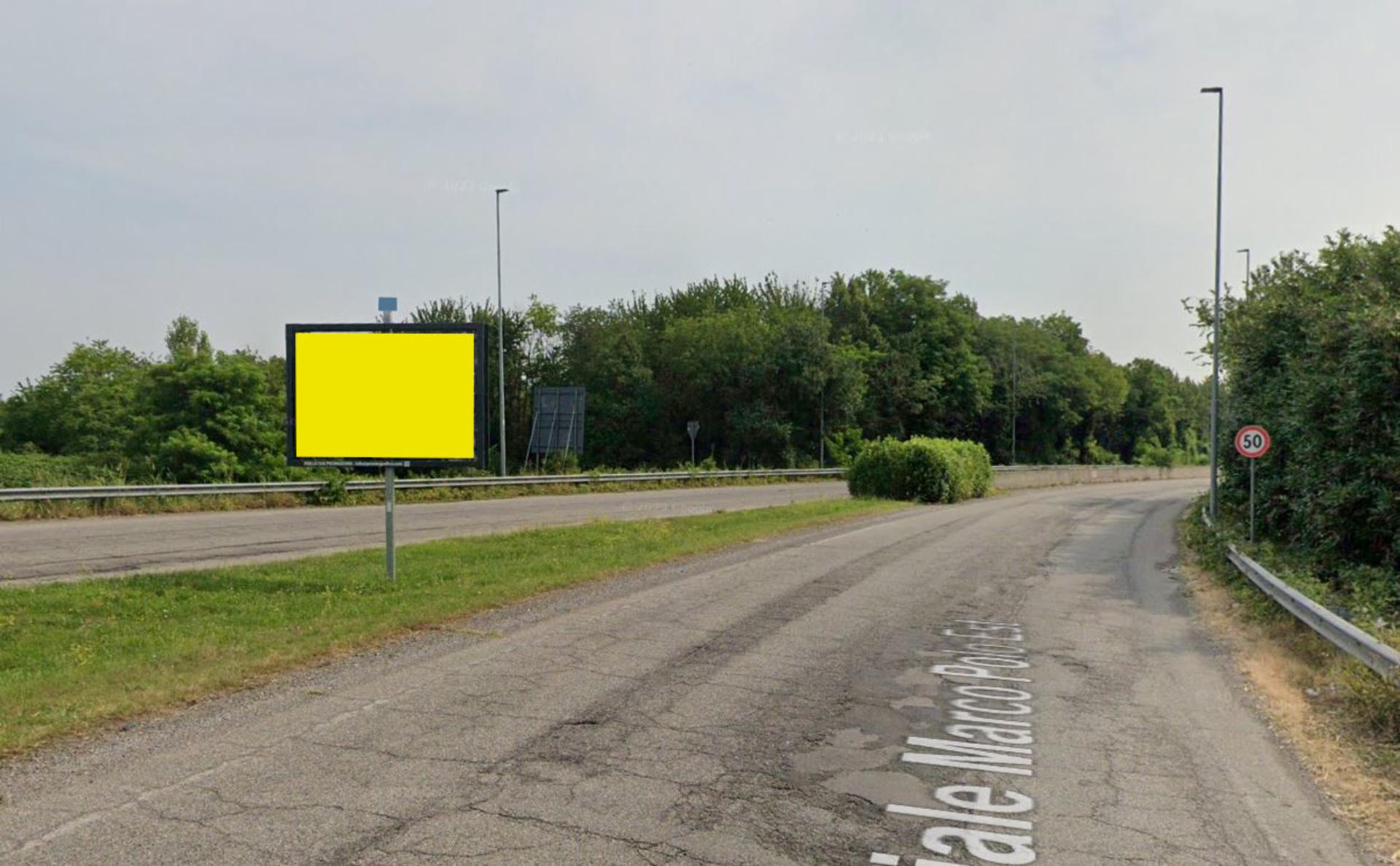 Impianto POSTER a Rescaldina, in zona La Maison du Monde