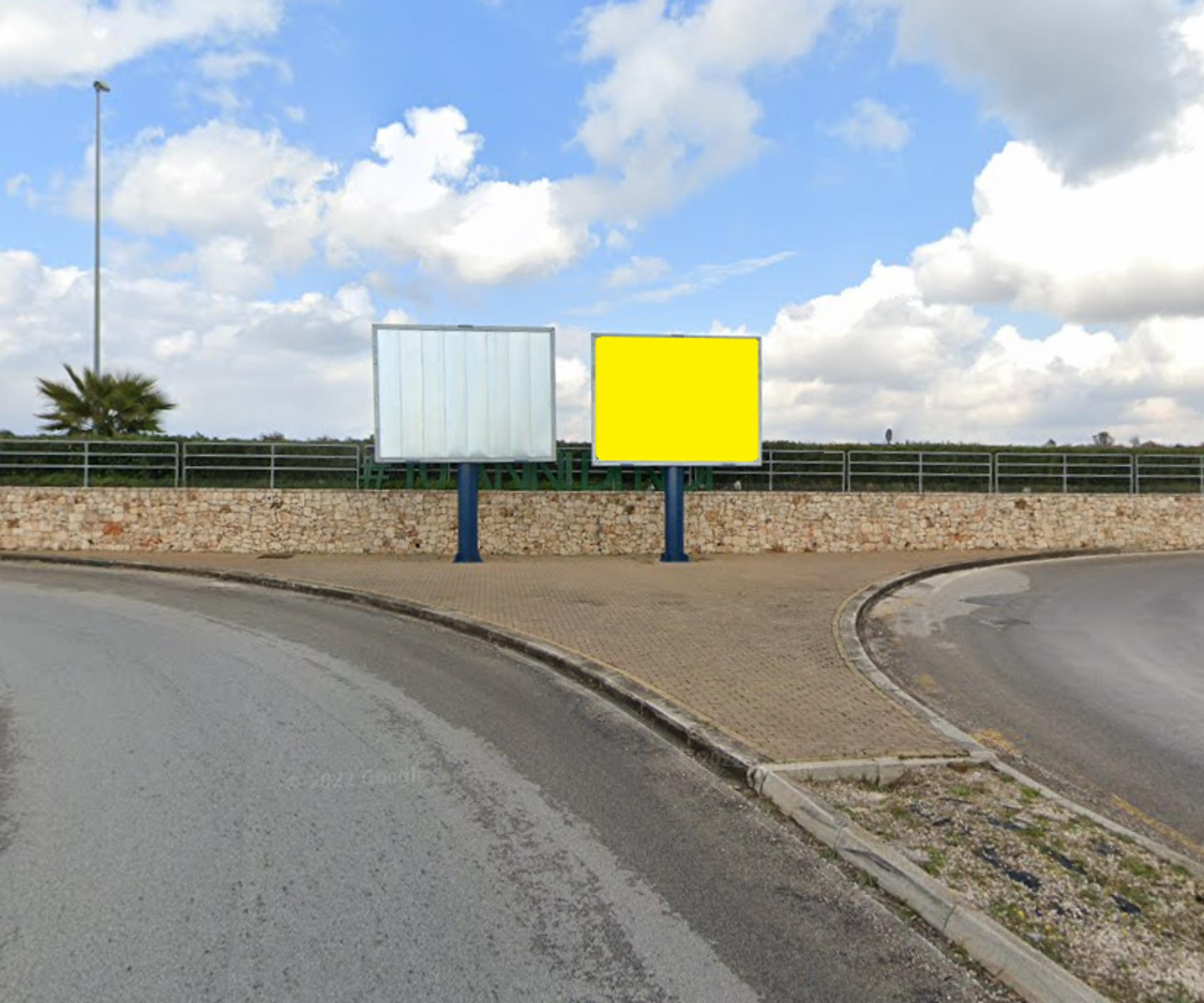 Impianto POSTER a Taranto, in zona Euronics