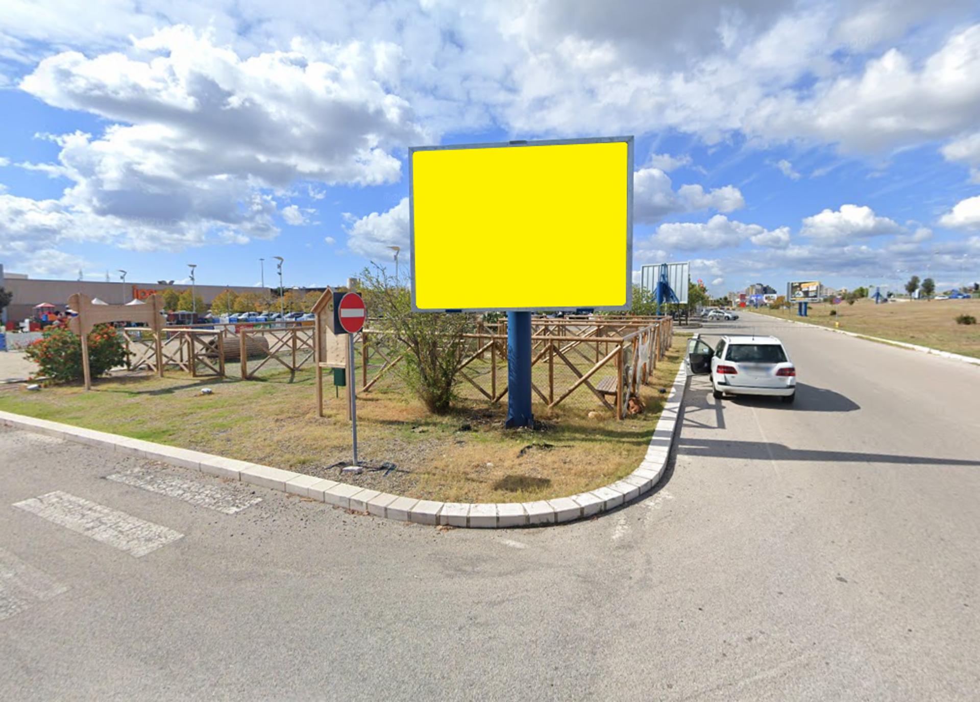 Impianto POSTER a Taranto, in zona Original Marines