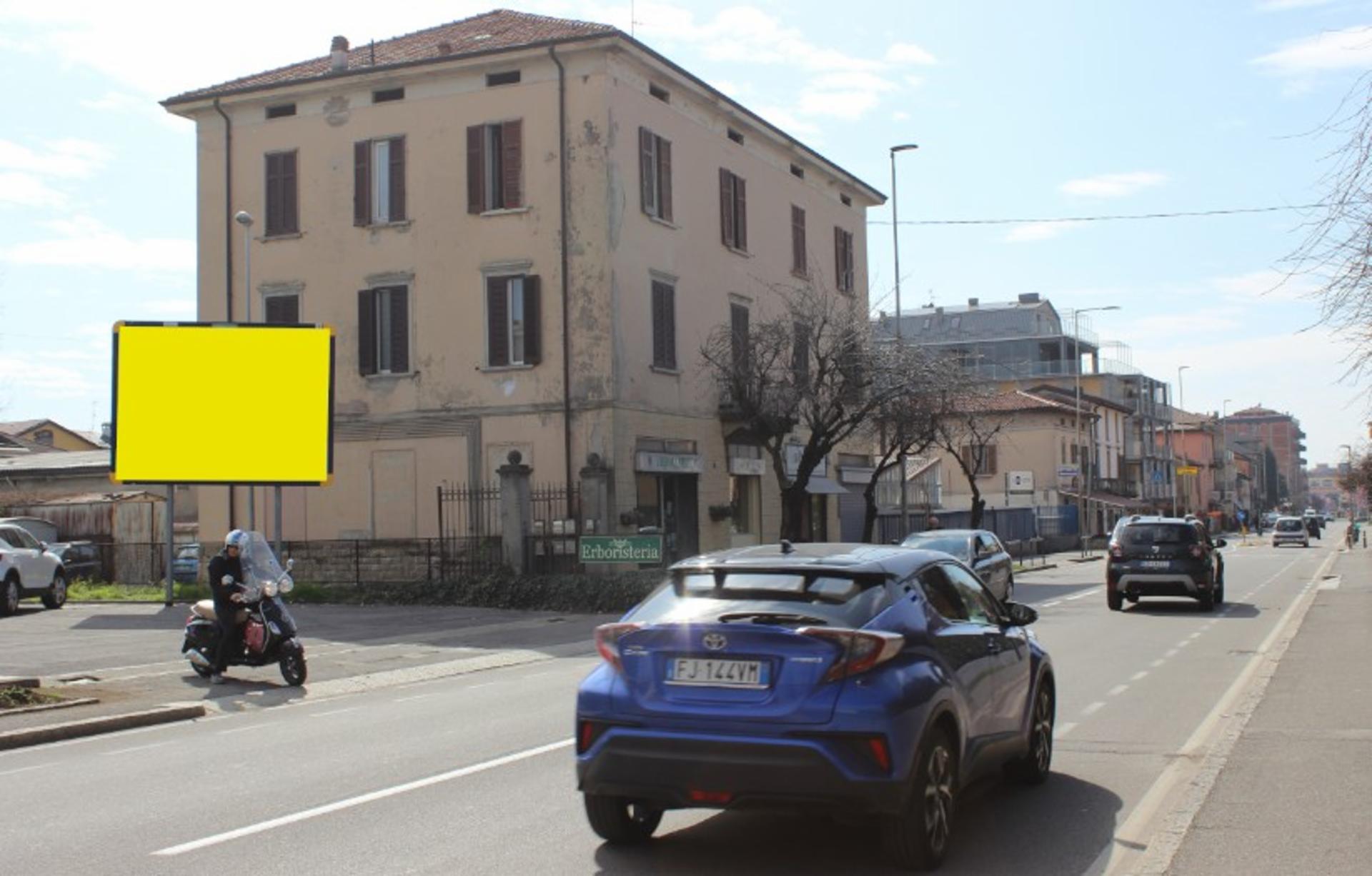 Impianto POSTER a Bergamo, in zona Pizzeria Vecchio Forno
