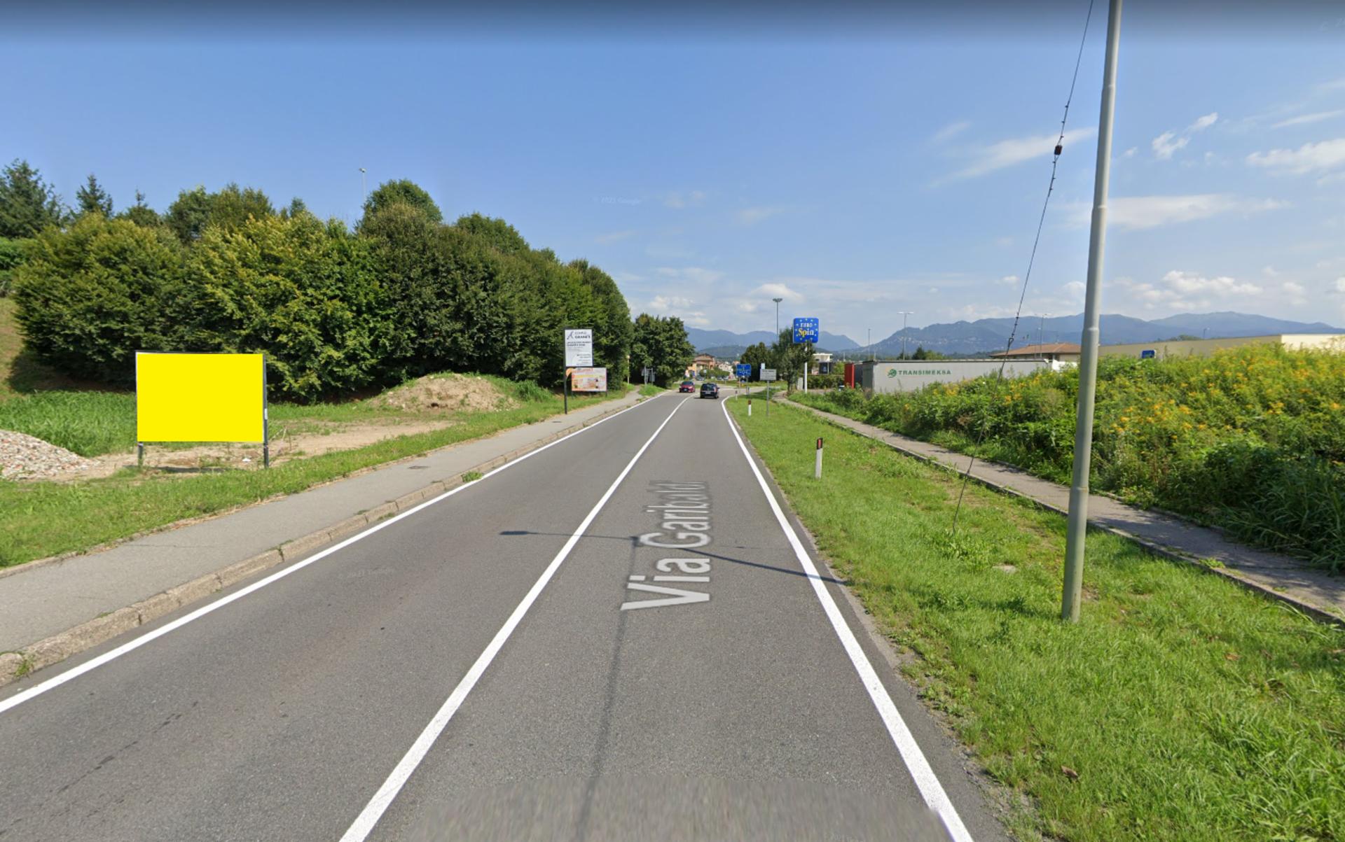 Impianto POSTER a Fino Mornasco, in zona Oasi 2
