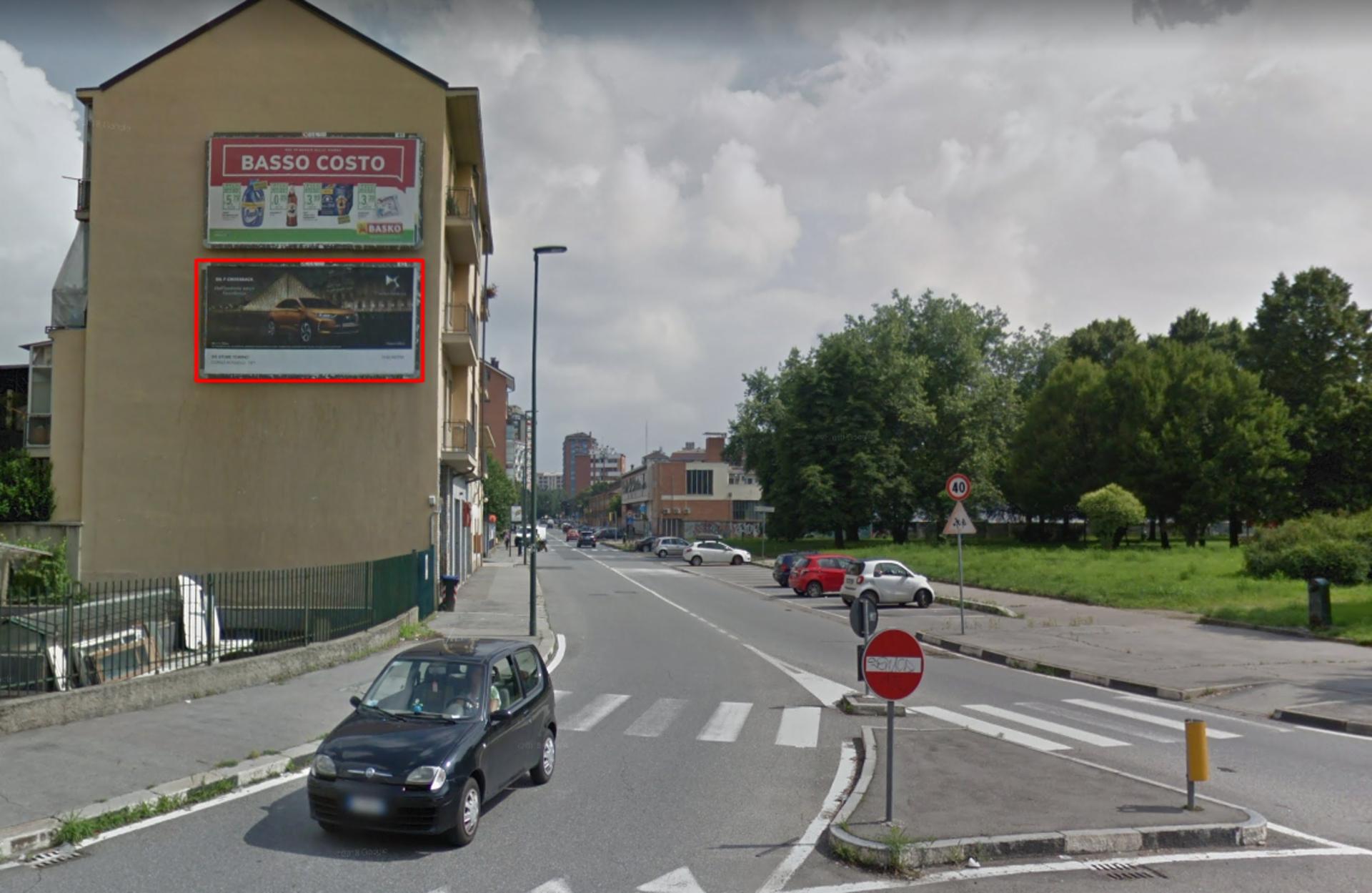 Impianto 6 X 3 a Torino, in zona Falcone Parrucchieri