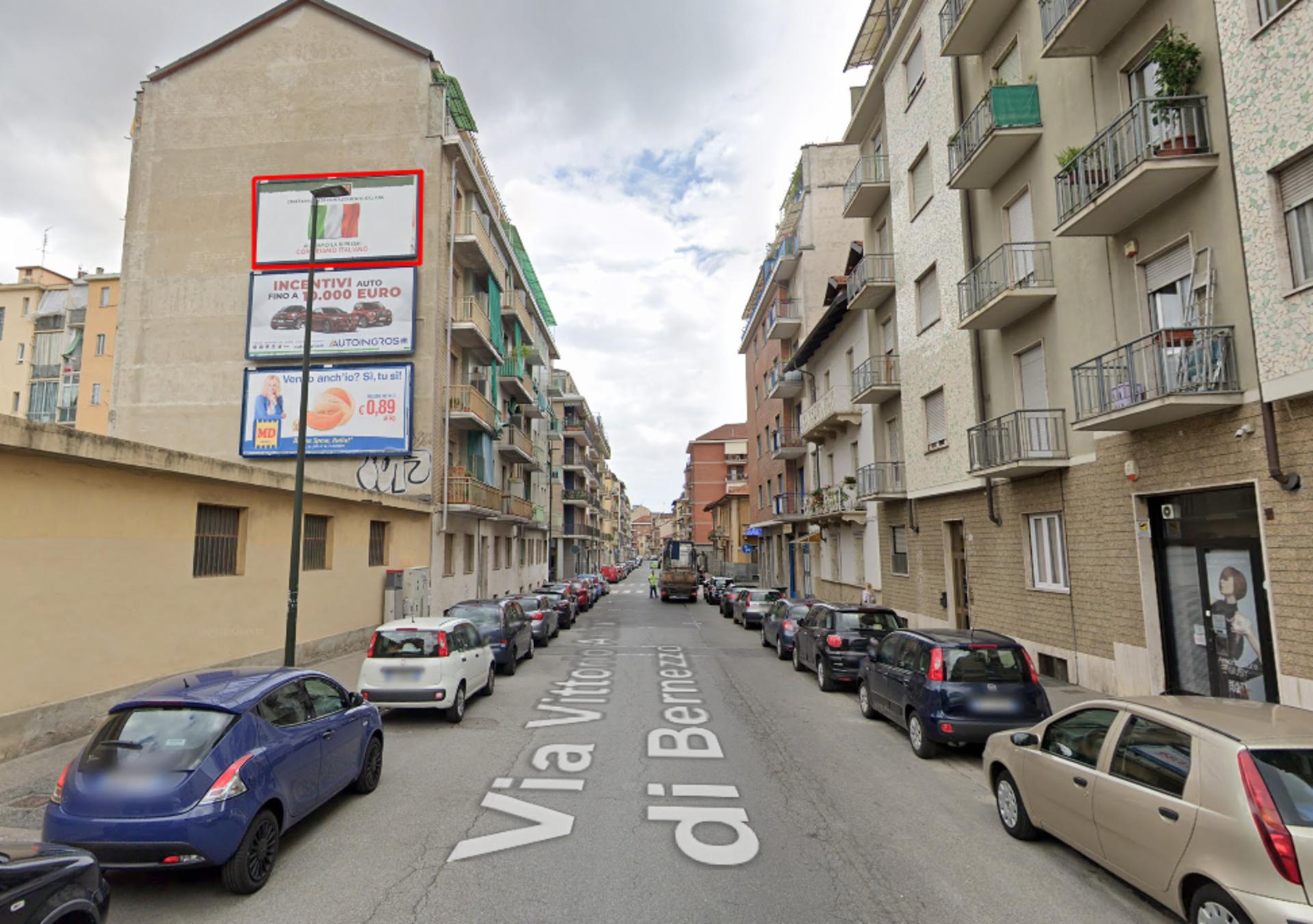 Impianto 6 X 3 a Torino, in zona Semplicemente Sara
