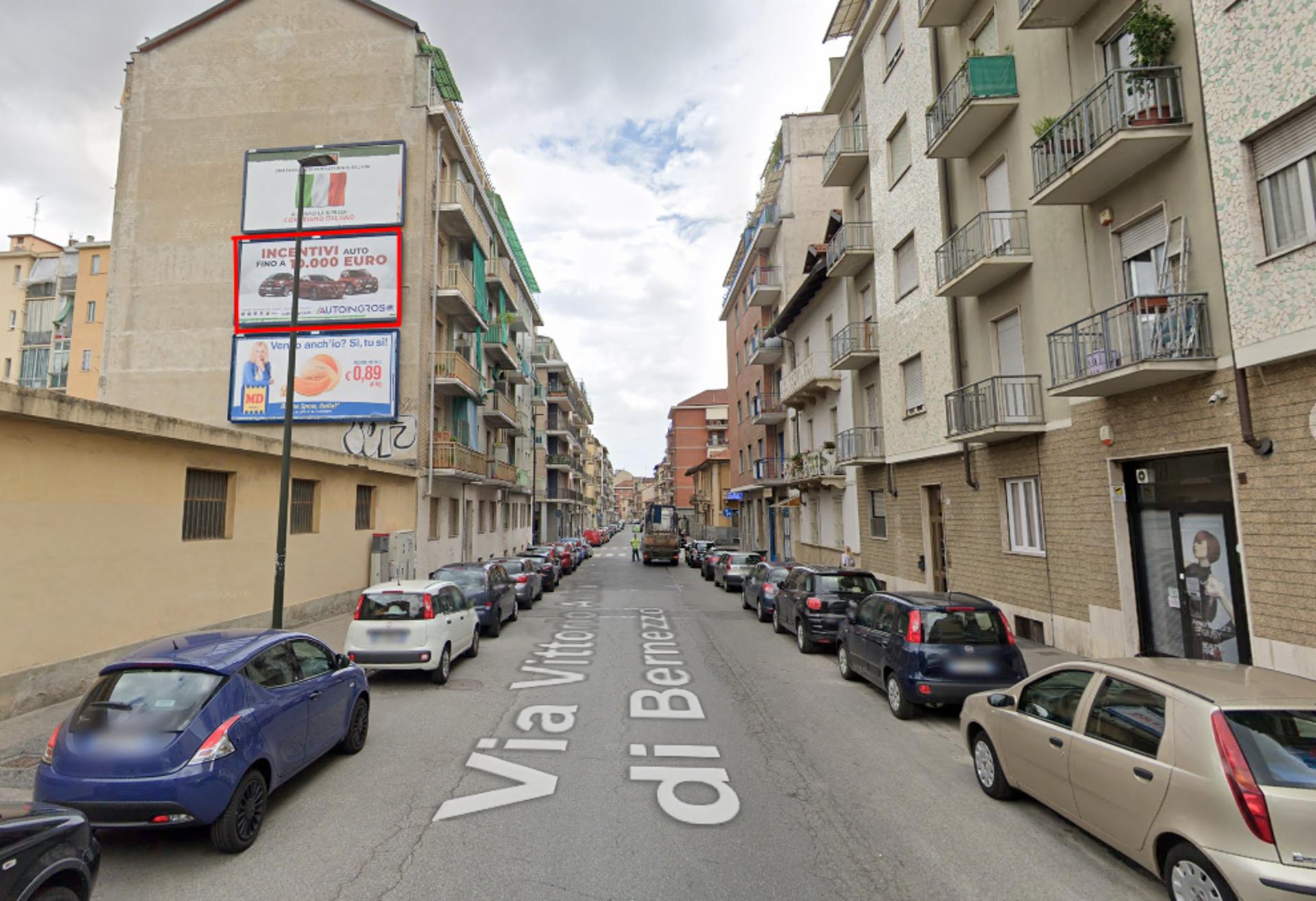 Impianto 6 X 3 a Torino, in zona Semplicemente Sara