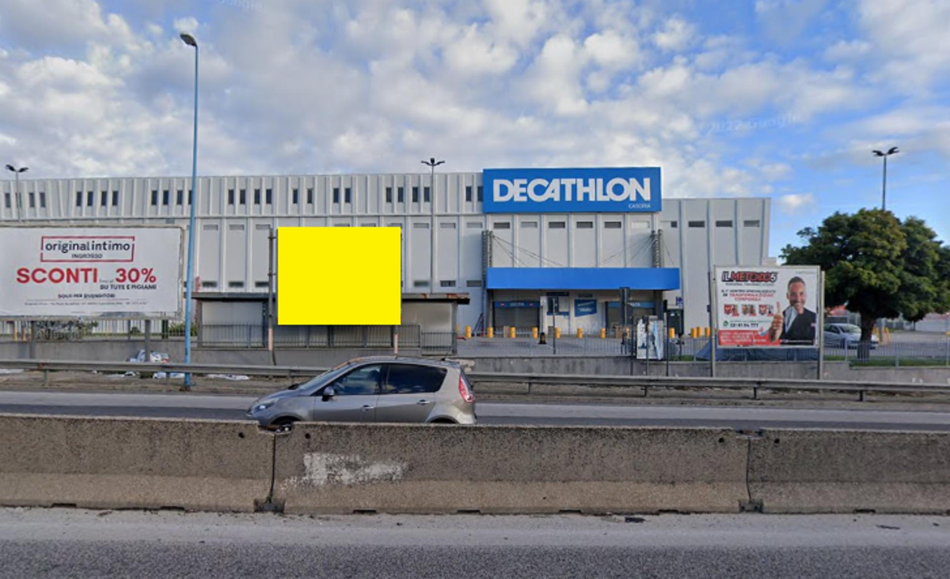 Impianto POSTER a Casoria, in zona Decathlon