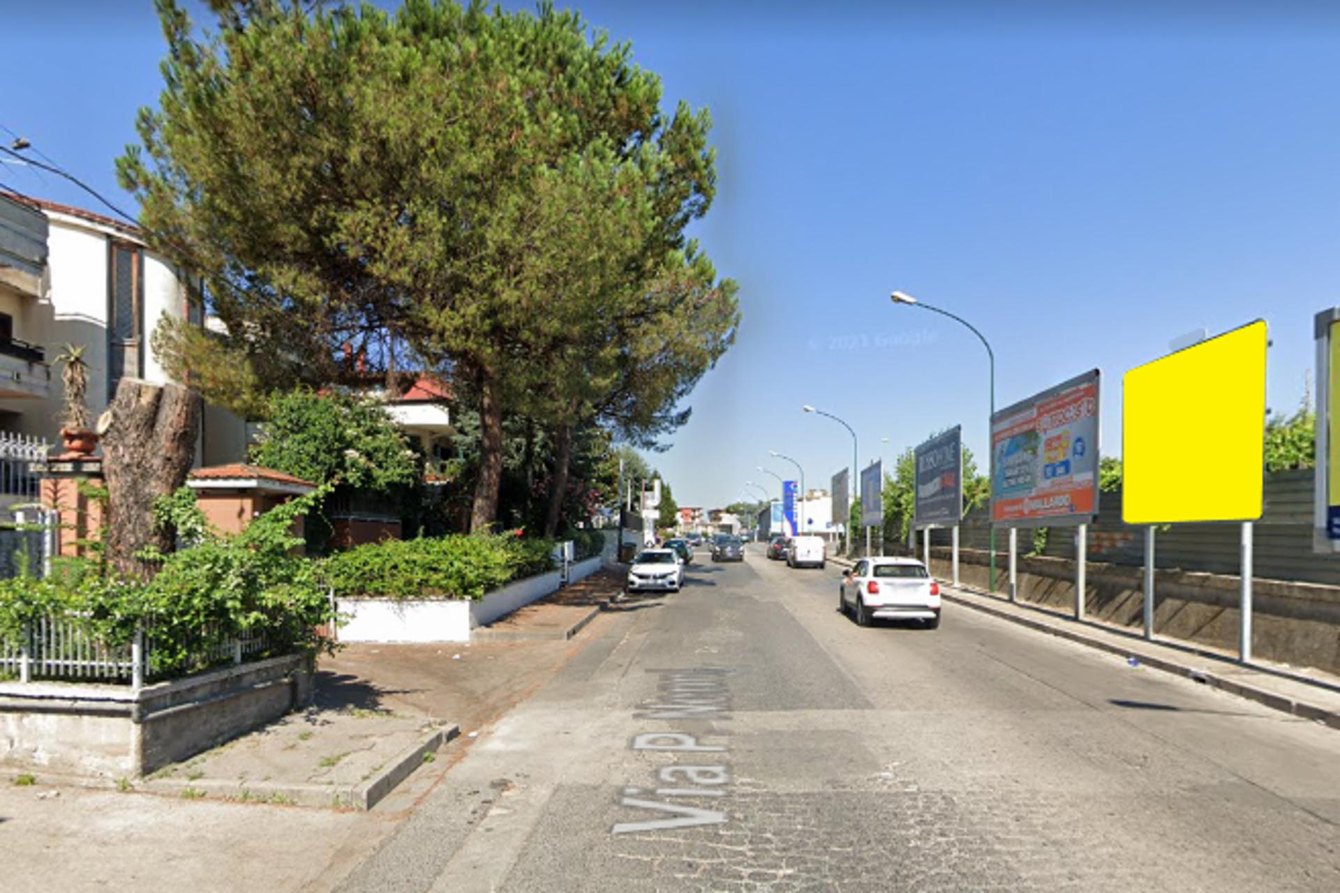 Impianto POSTER a Casoria, in zona Euronics