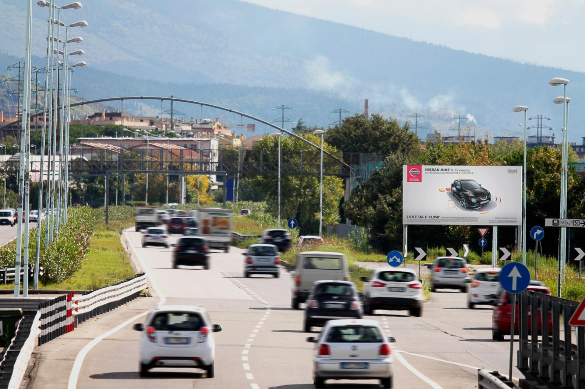Impianto MEDI FORMATI a Prato, in zona Maisons du Monde